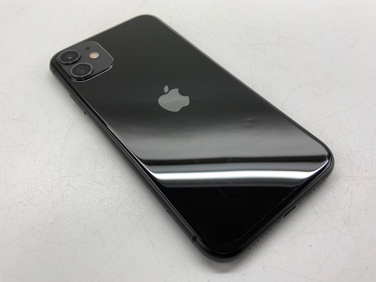 APPLE iPhone 11 A2111 64GB AT&T iOS Black