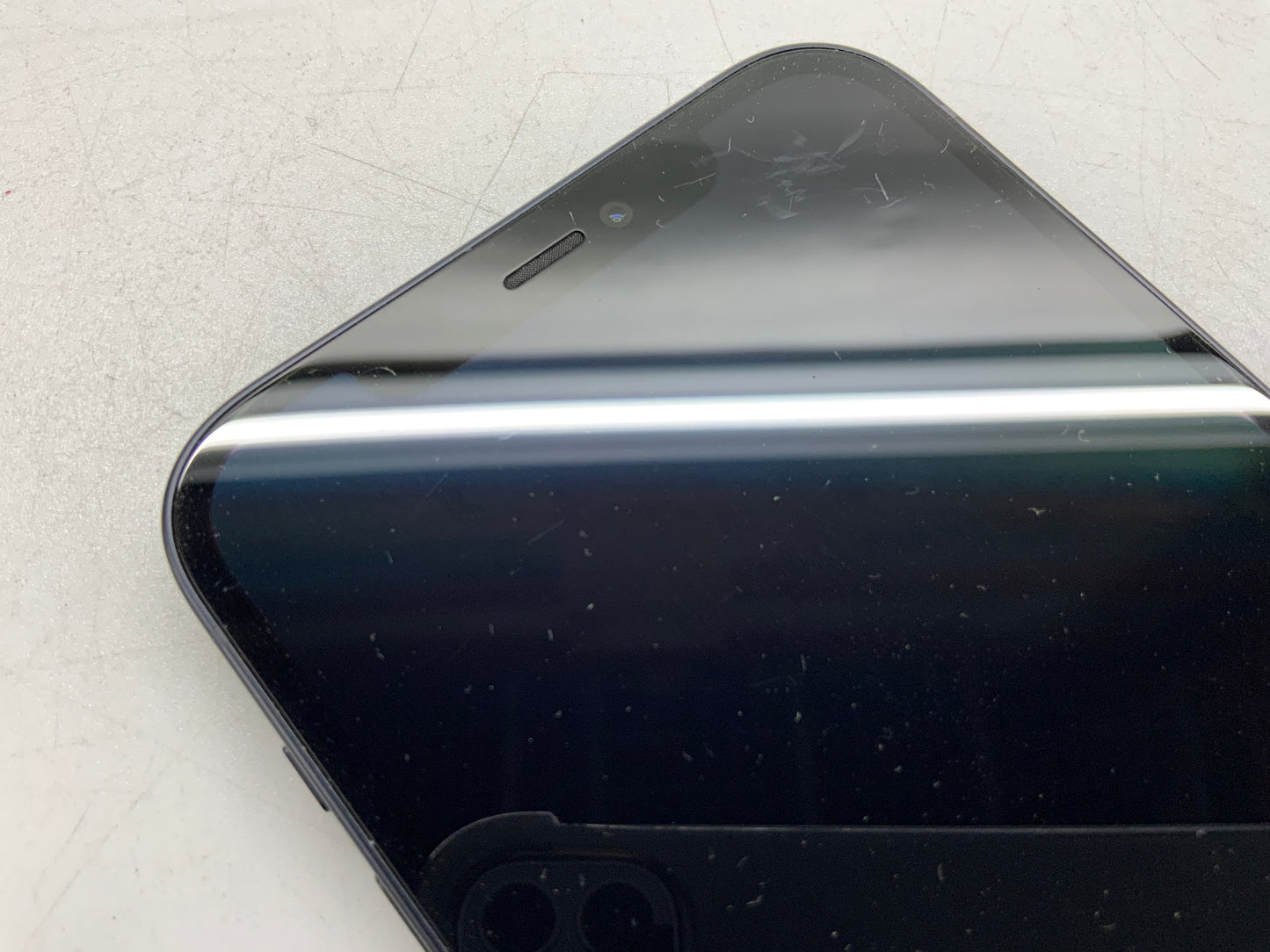 APPLE iPhone 12 A2172 64GB Verizon iOS 16 Black -Good