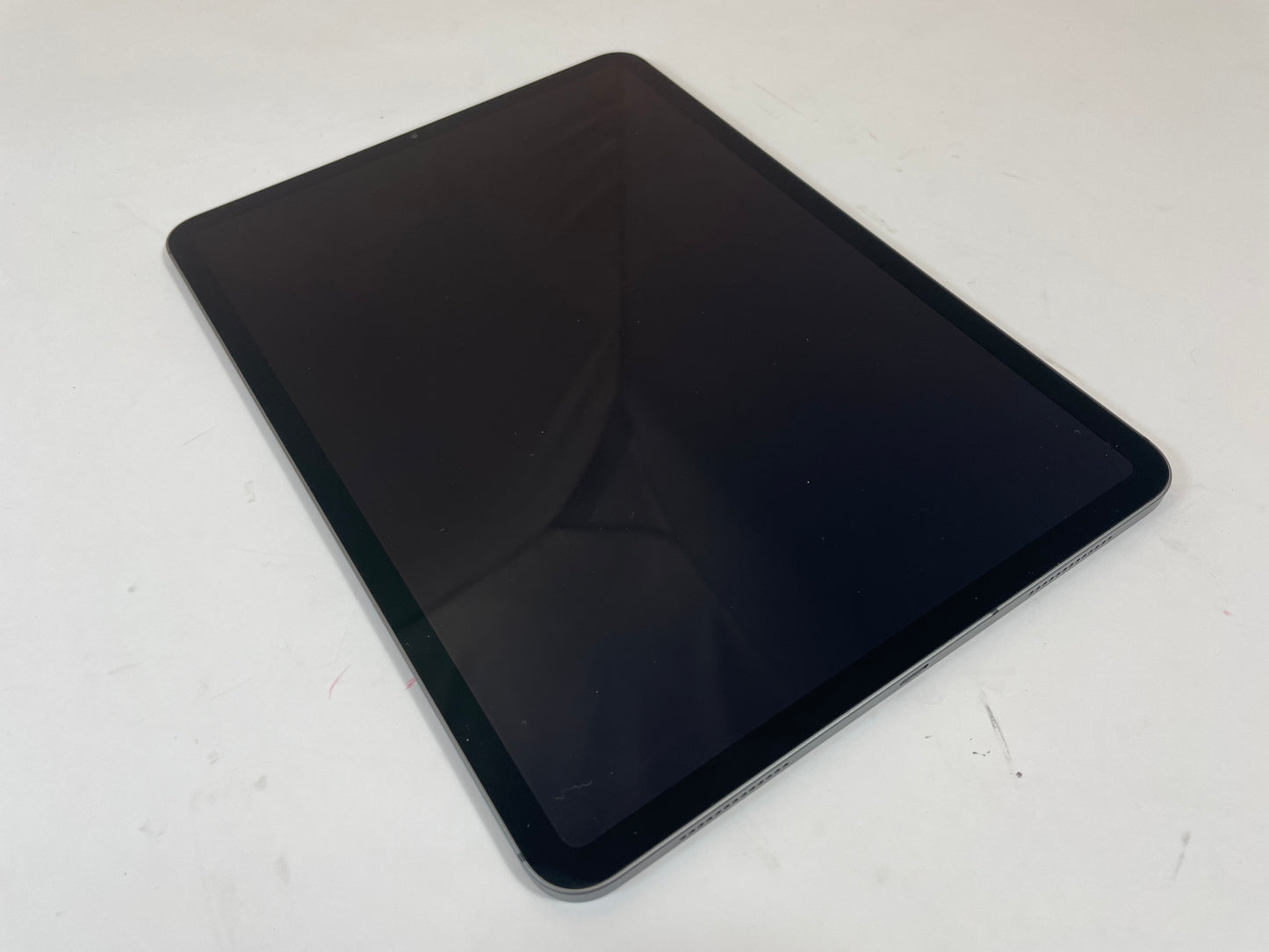 APPLE iPad Pro 11" 2nd Gen A2068 128 GB Space Gray Unlocked iOS