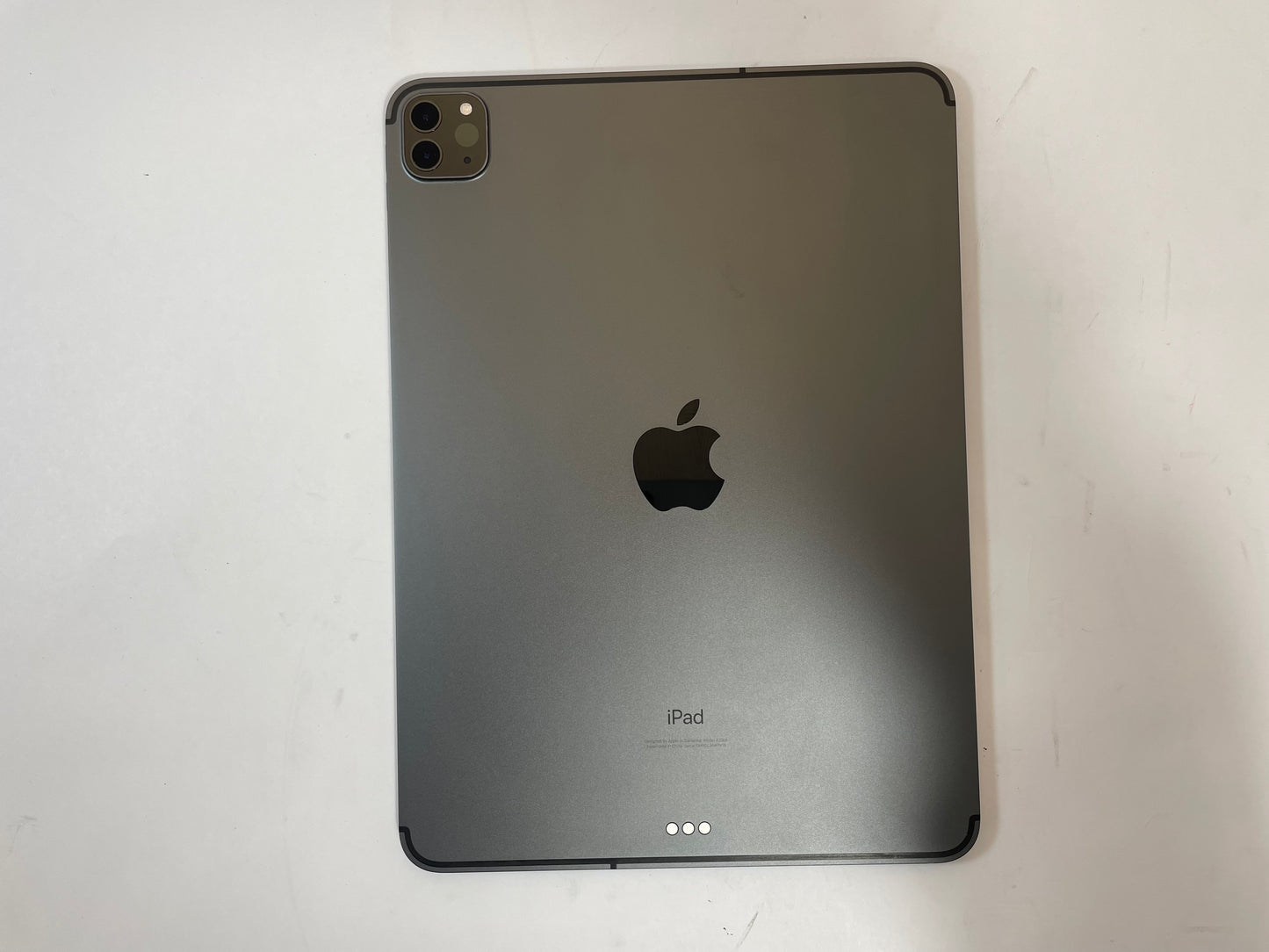 APPLE iPad Pro 11" 2nd Gen A2068 128 GB Space Gray Unlocked iOS