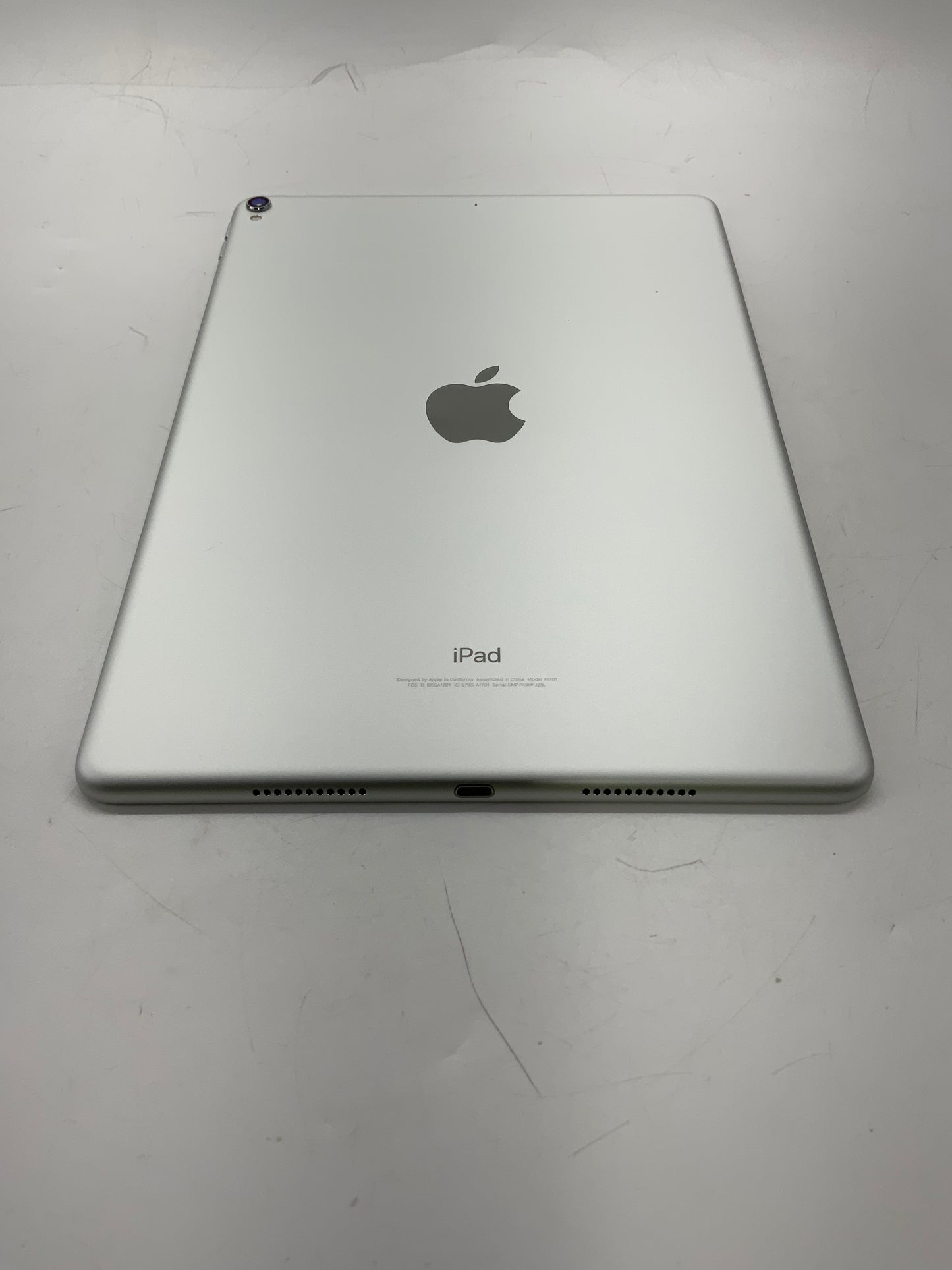 APPLE iPad Pro A1701 10.5" 64GB WiFi iOS Space Gray iOS - Very Good