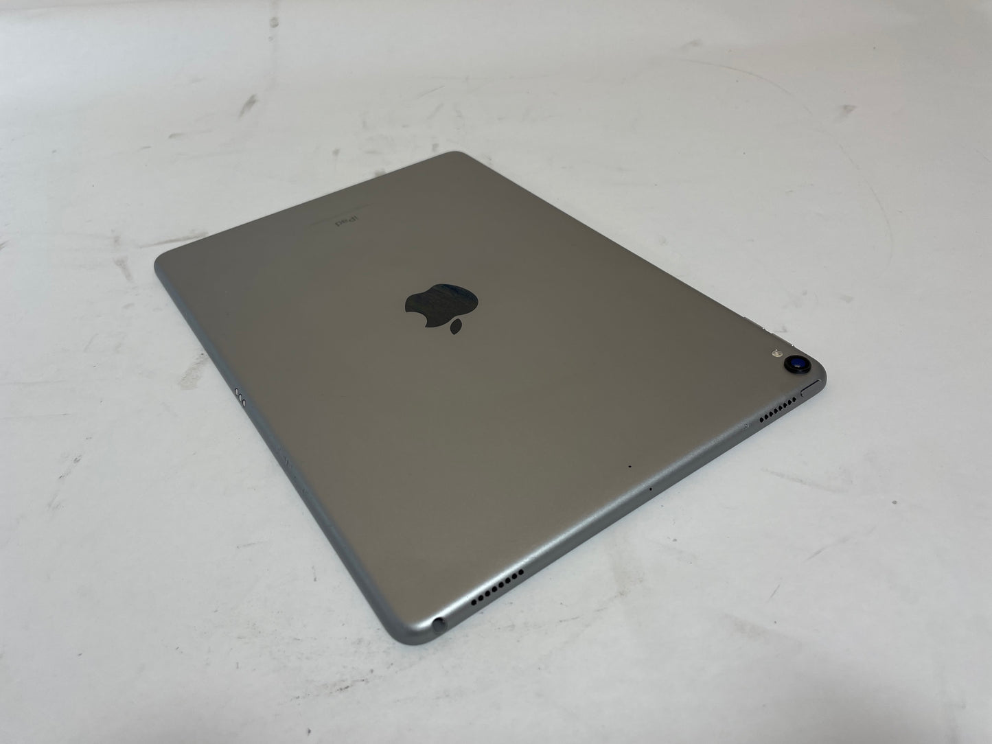 APPLE iPad Pro A1701 10.5" 64GB WiFi Only Space Gray iOS