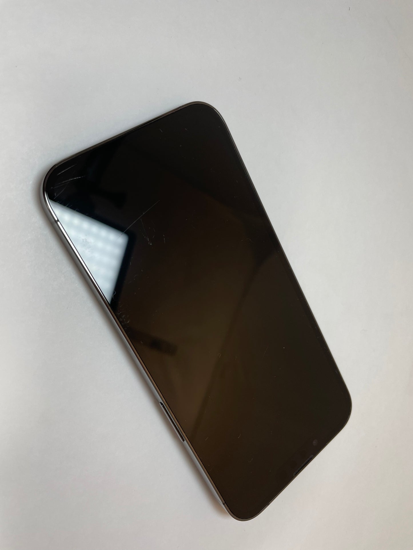 APPLE iPhone 13 Pro A2483 256GB Black & Gray Unlocked iOS