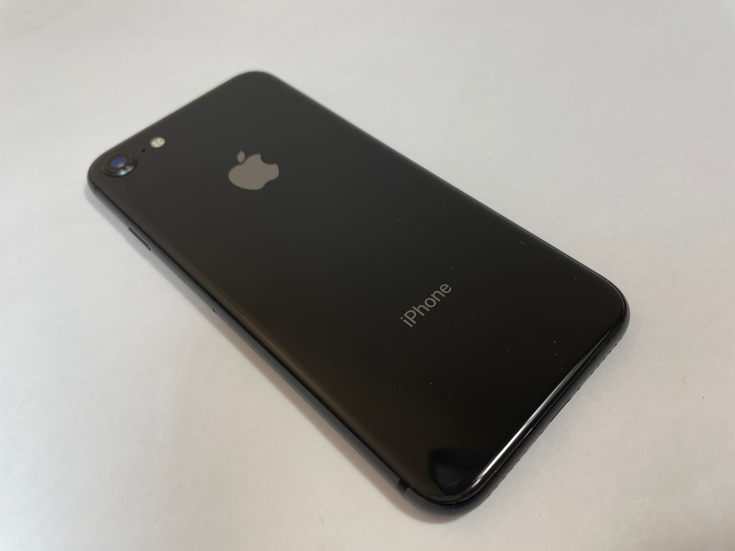 APPLE iPhone 8 A1905 64GB Unlocked Space Gray iOS -Very Good