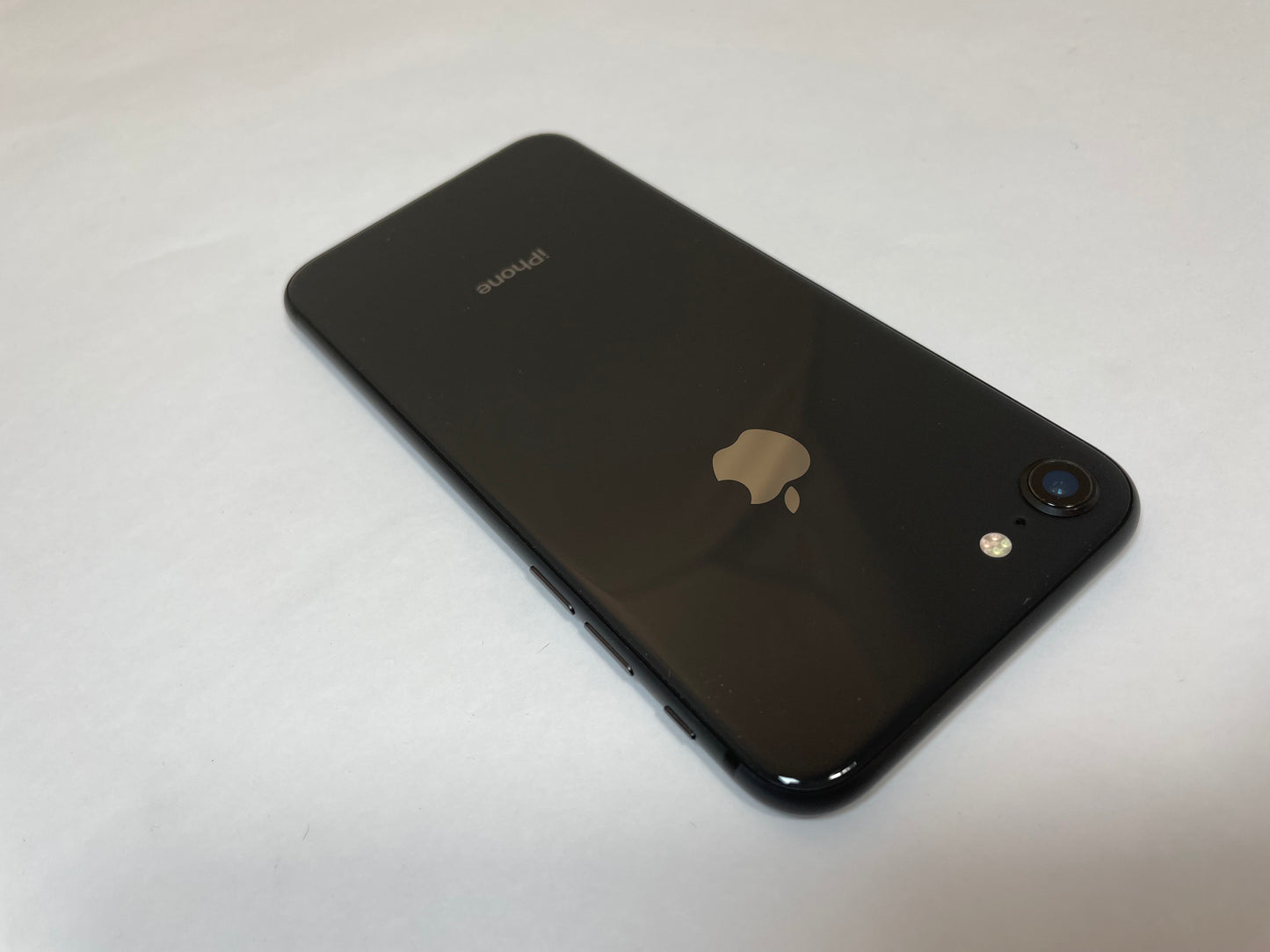 APPLE iPhone 8 A1905 64GB Unlocked Space Gray iOS -Very Good