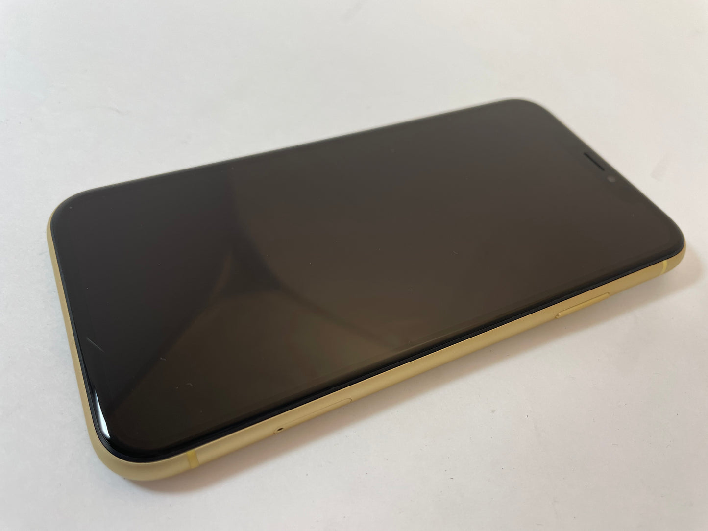 APPLE iPhone XR A1984 64GB Yellow AT&T iOS - Good