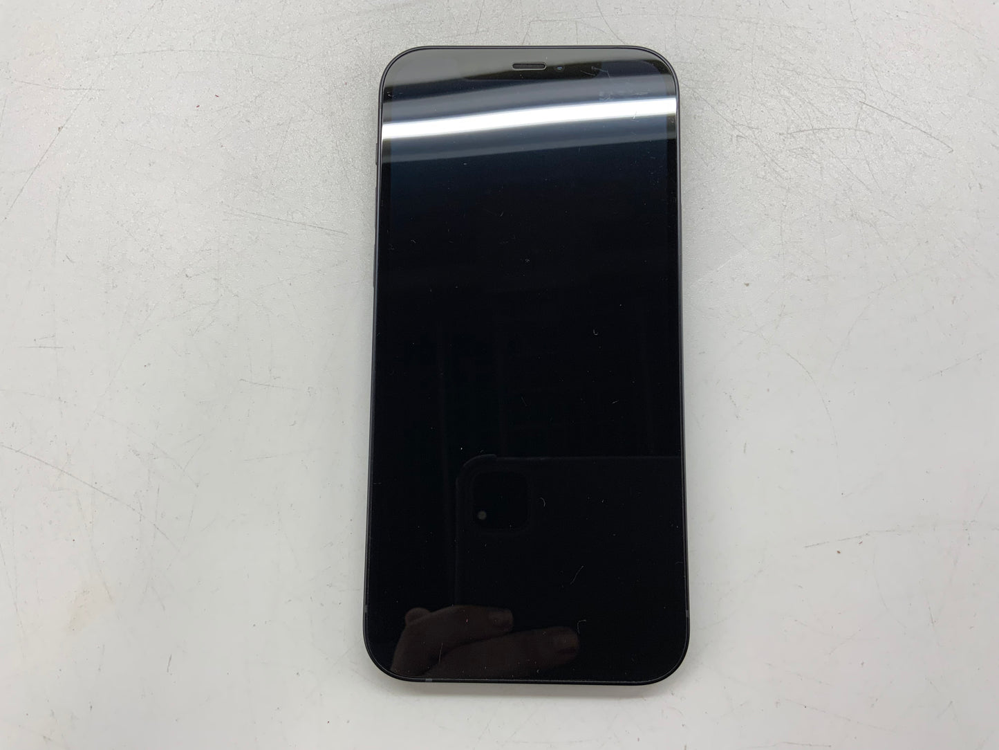 APPLE iPhone 12 A2172 128GB Verizon (Unlocked) Black iOS 18