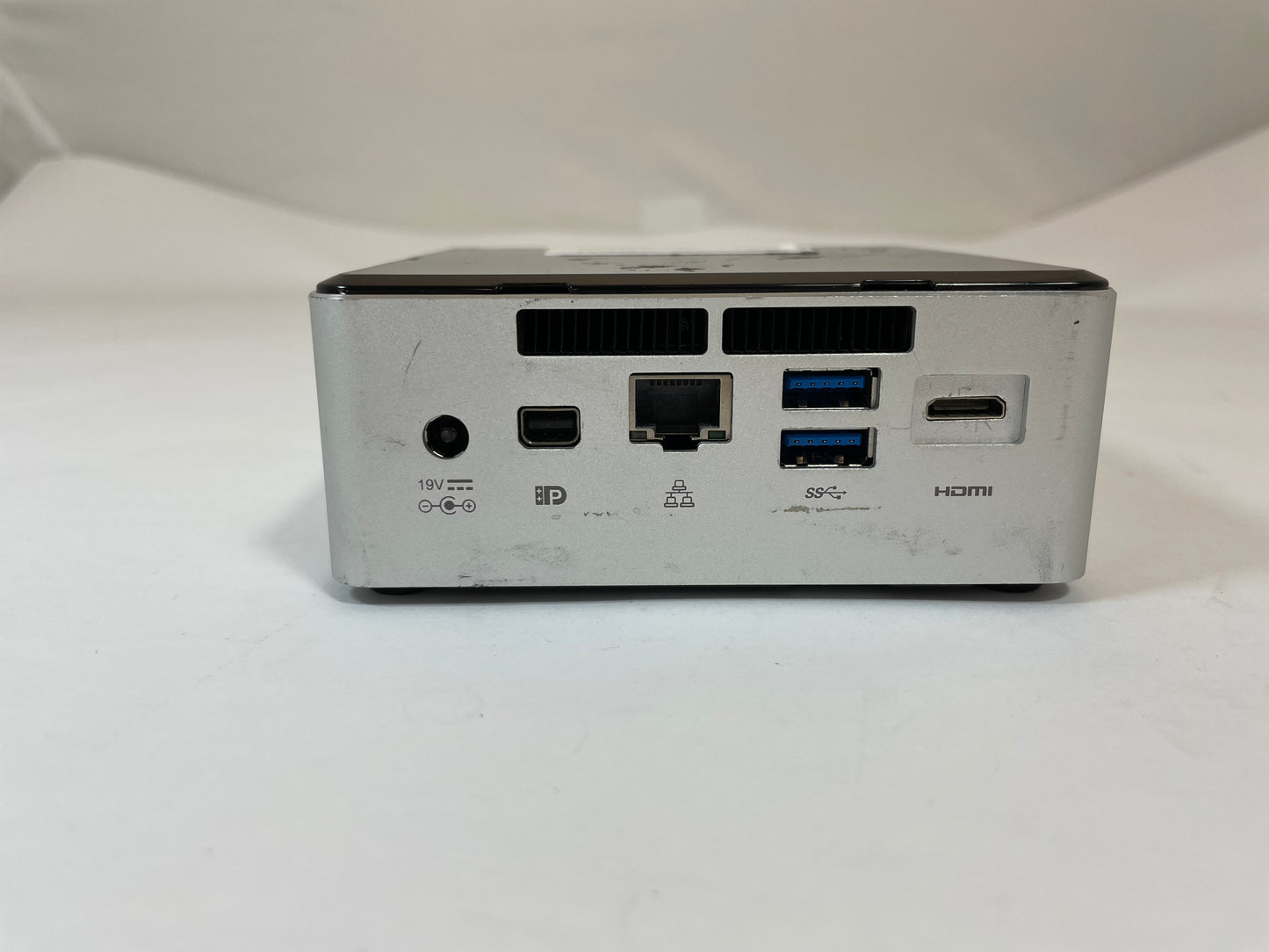 INTEL NUC5I7RYB Core i7 5557U 0GB 8GB RAM - NO AC or OS Included