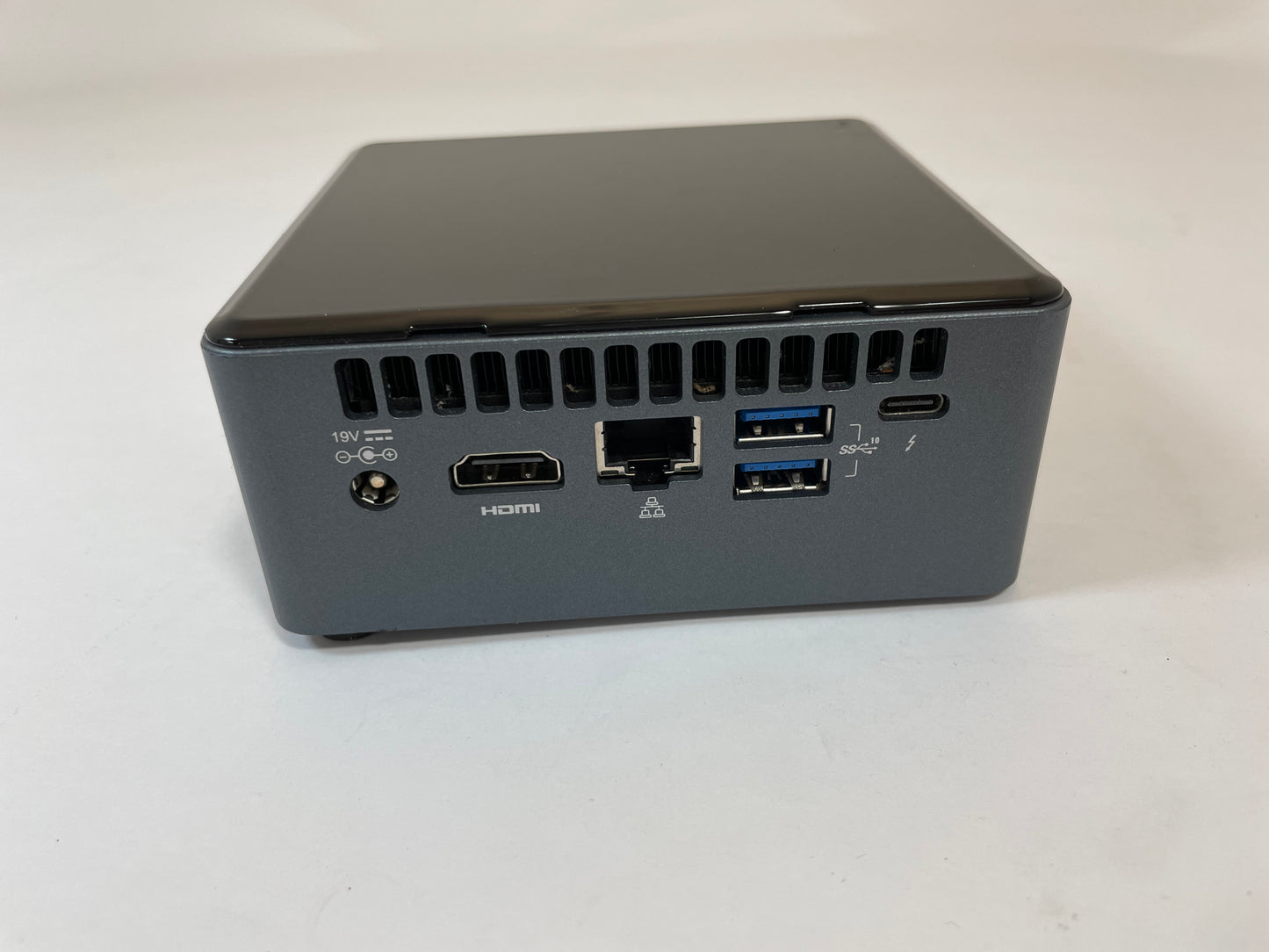 INTEL NUC8I3BEH Mini PC Core i3 8109U 250GB 4GB RAM -NO AC or OS Included