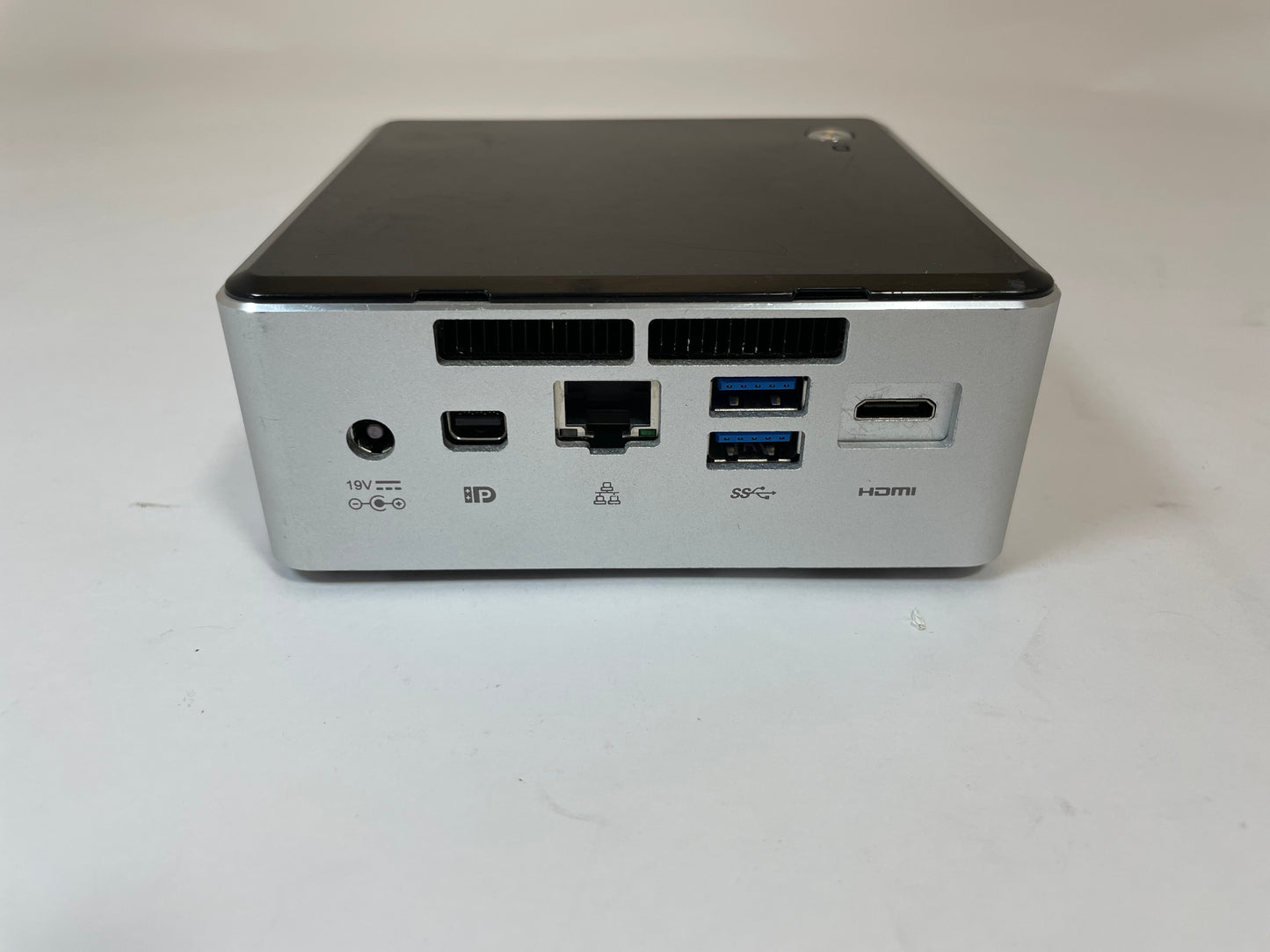 INTEL NUC5I7RYH Mini PC Core i7 5557U 128GB 8GB RAM -NO AC or OS Included