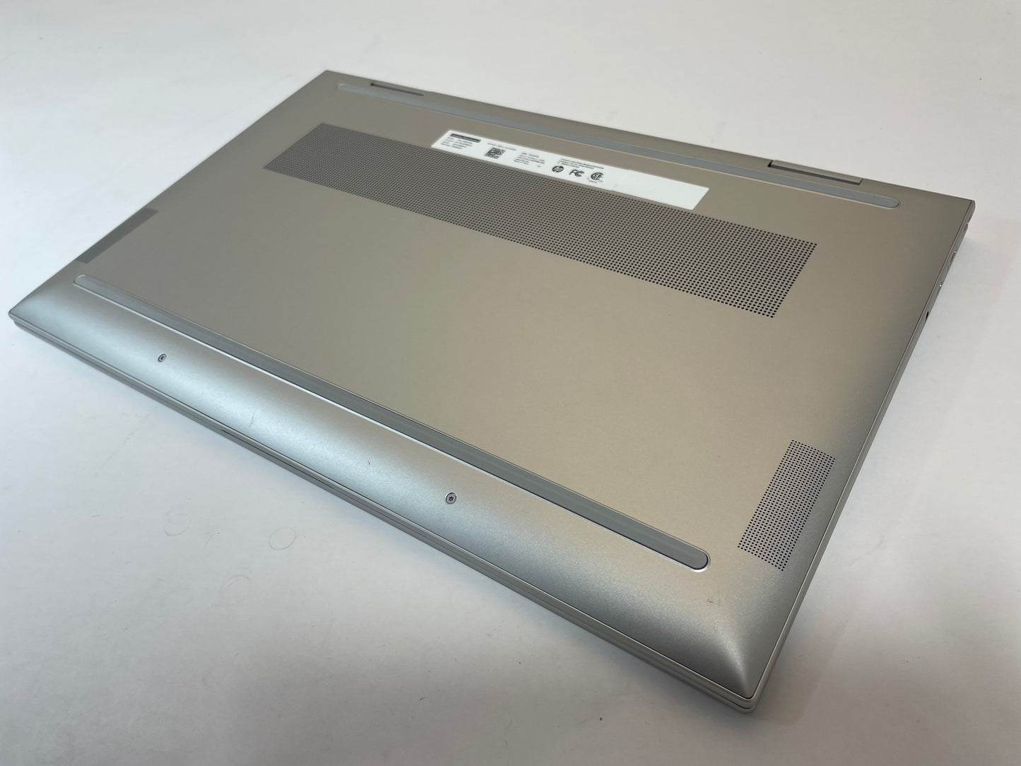 HP ENVY X360 15M-ES0013DX 15" 2in1 Touch i5 1135G7 8GB 256GB W11H -Excellent!