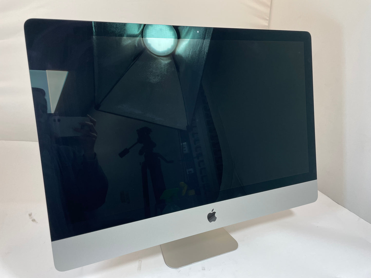 APPLE iMac A2115 2020 27" Core i5-10500 256GB 16GB Sonoma