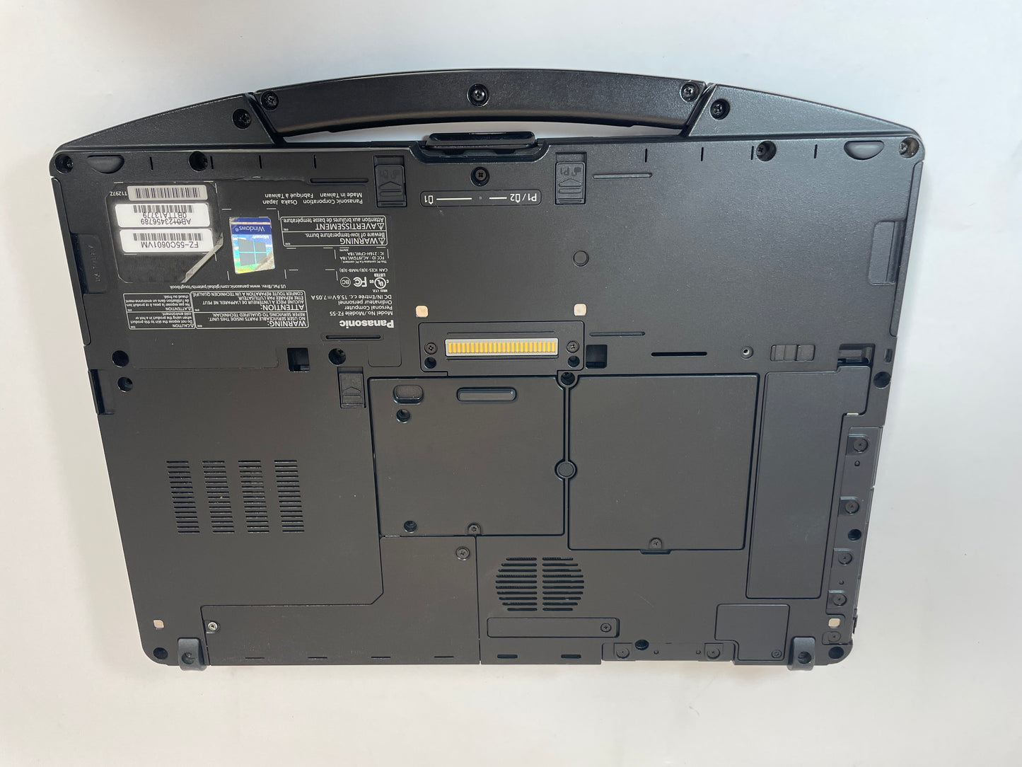 PANASONIC TOUGHBOOK FZ-55 14" Touchscreen Core i5-8365U 512GB 16GB Windows 11 -See Photos