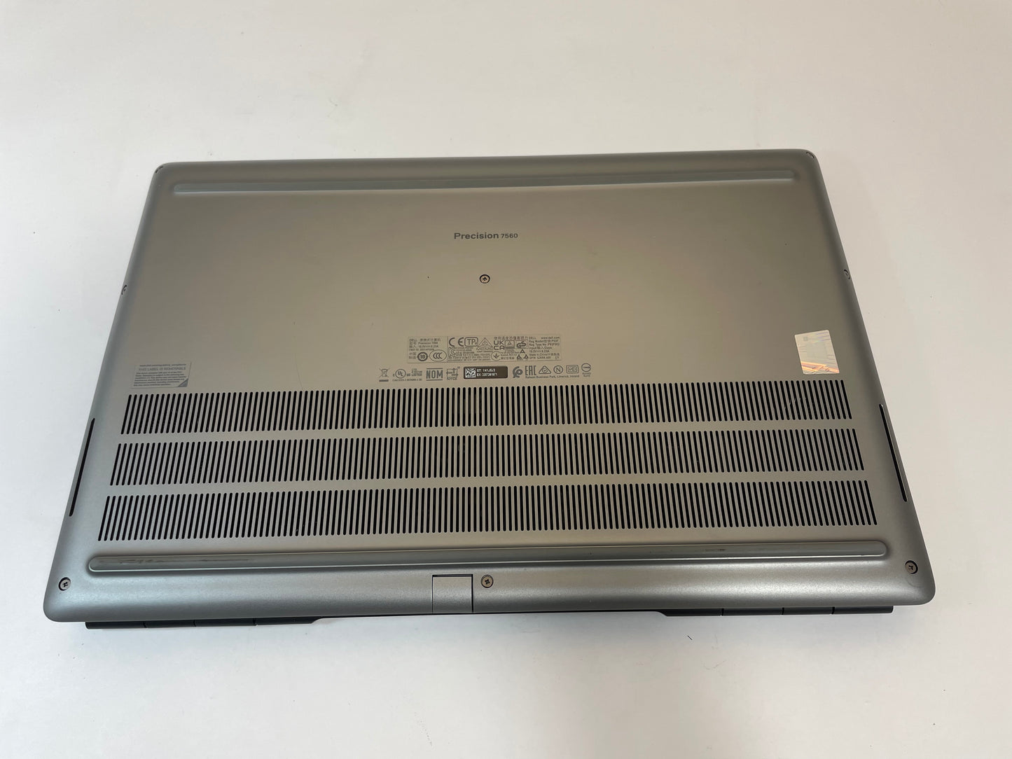 DELL PRECISION 7560 15" Core i7 11850H 512GB 32GB SSD Windows 11 -Very Good