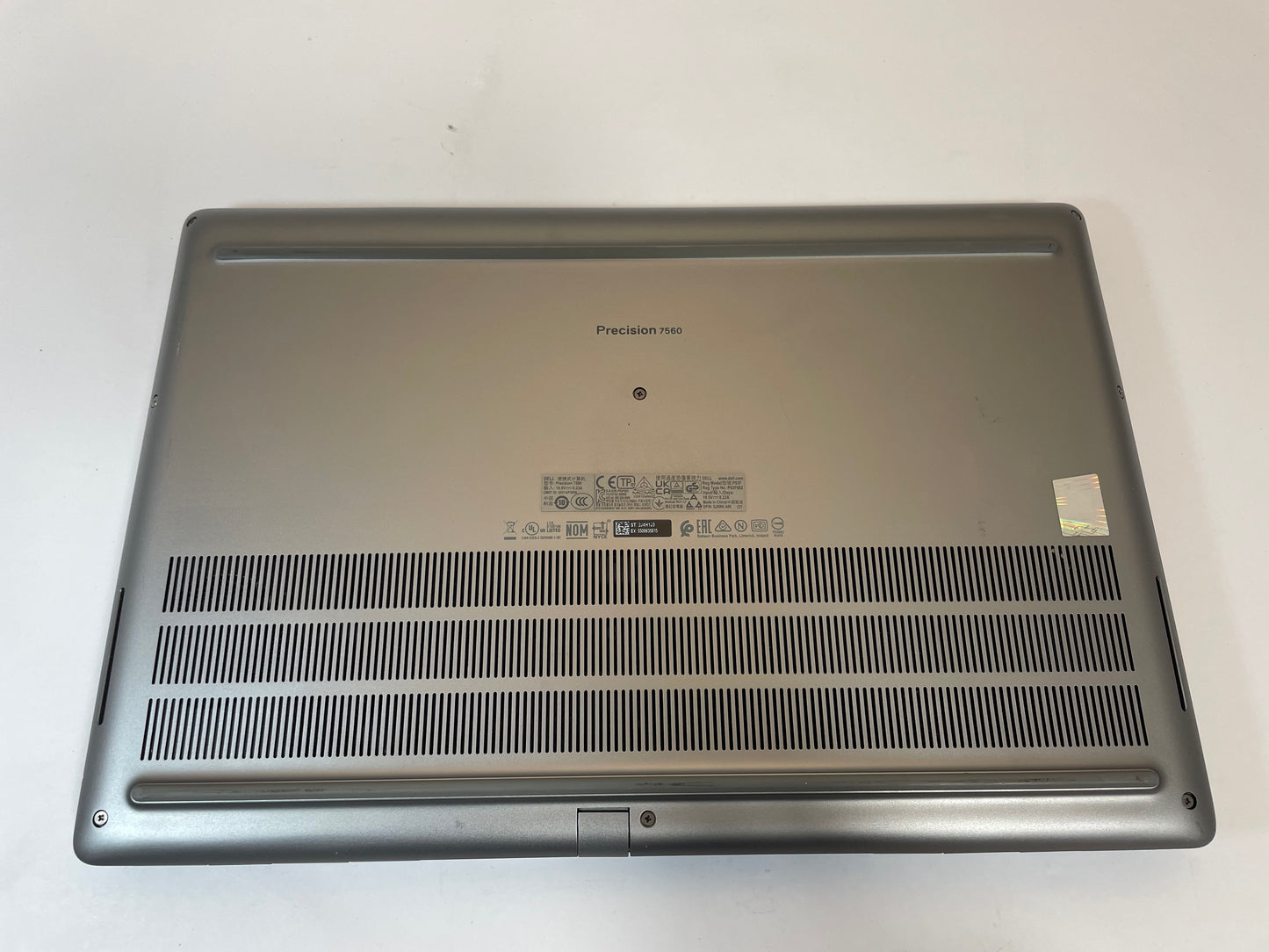 DELL PRECISION 7560 15" Core i7 11850H TU117GLM 512GB 32GB WIN11 -See Pictures