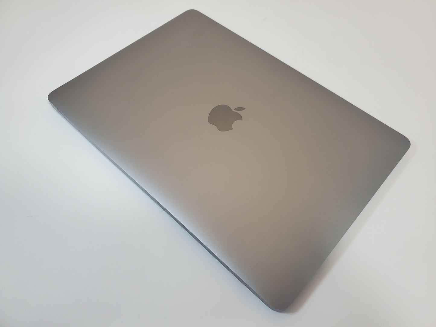 APPLE MacBook Air A2179 2020 13" Core i3 1000NG4 256GB 8GB Gray Sequoia -Good