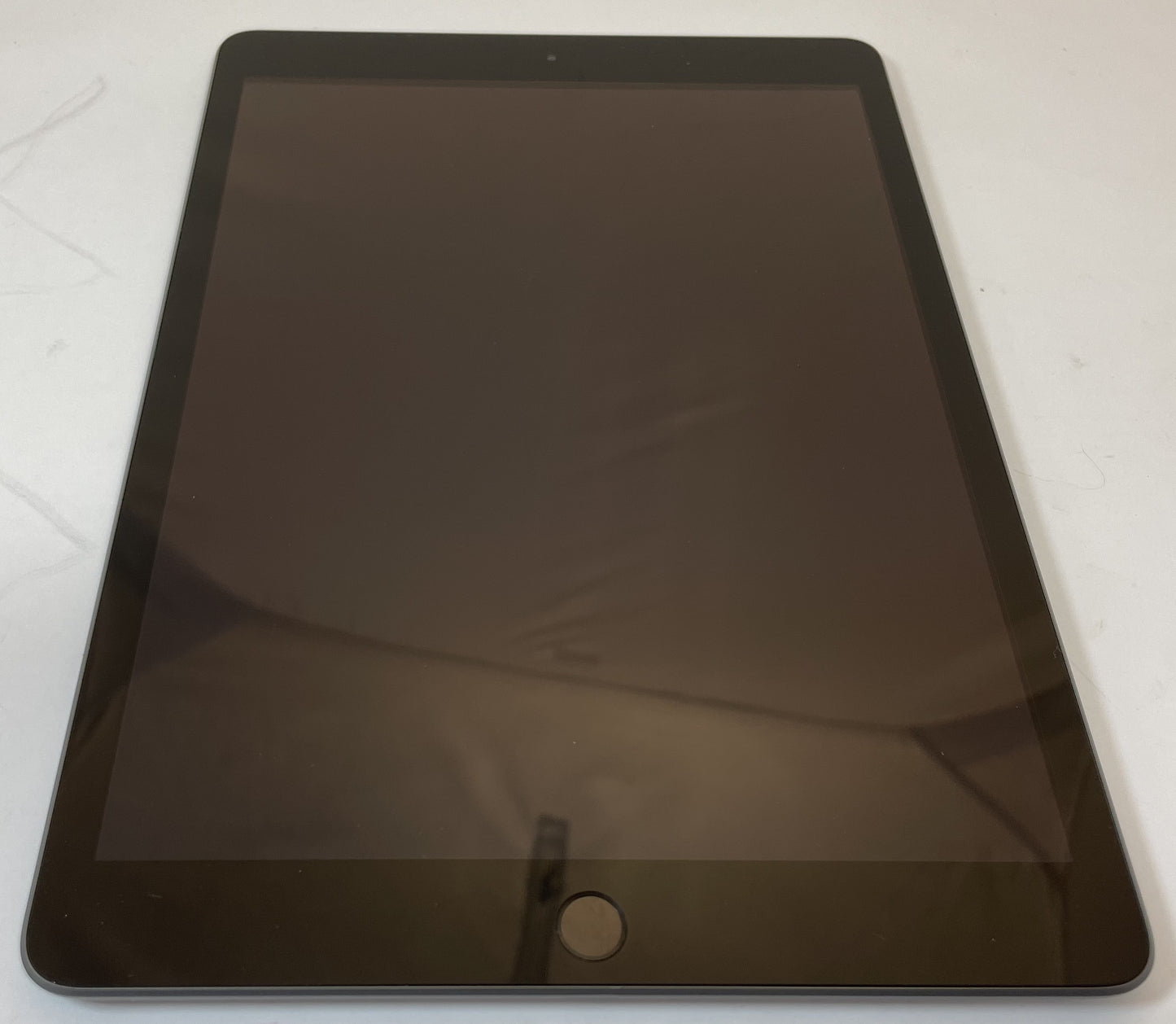 Apple iPad 7th Gen A2197 Tablet 10.2" 32GB Wi-Fi Only iOS 15 -Very Good