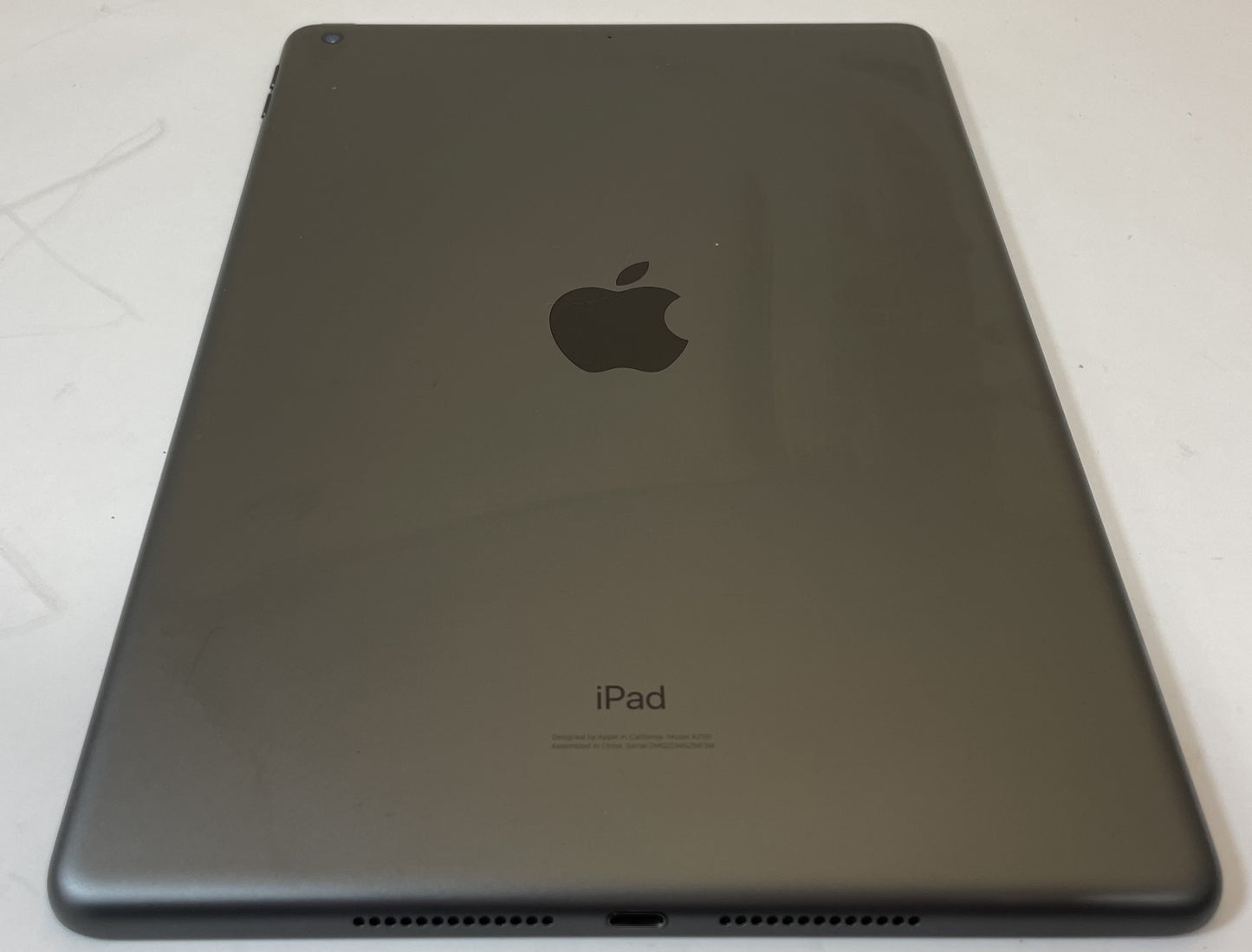Apple iPad 7th Gen A2197 Tablet 10.2" 32GB Wi-Fi Only iOS 15 -Very Good