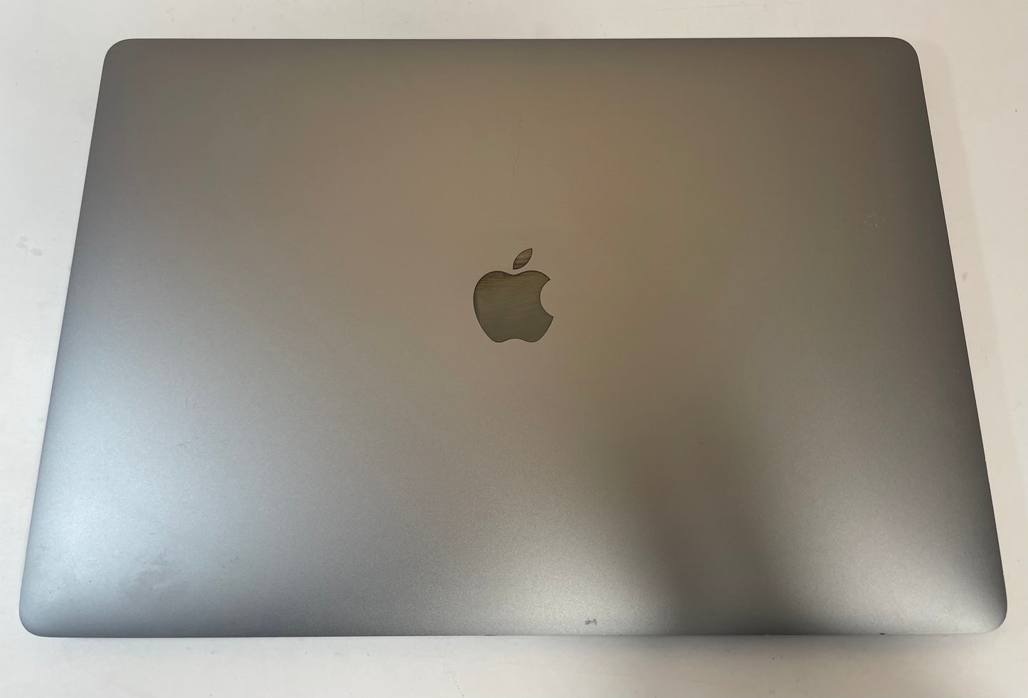 APPLE MacBook Pro A1707 2017 15" Core i7 7820HQ 500GB 16GB NVMe Gray Ventura