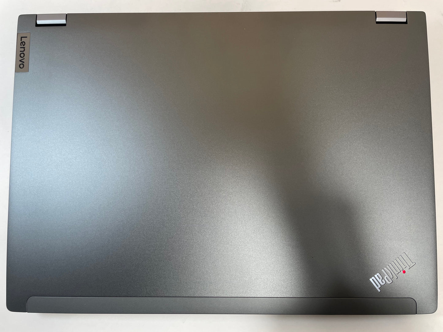 LENOVO THINKPAD P16 GEN 2 16" i9-13950HX 256GB 32GB Gray NVMe WIN11 -Very Good