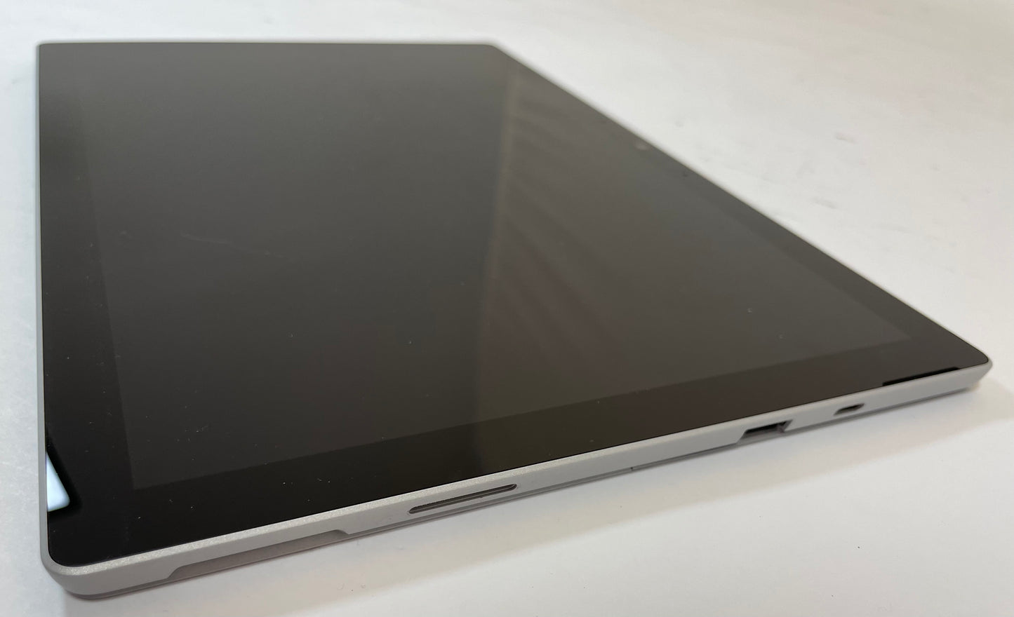 MICROSOFT SURFACE PRO 7 i5 1035G4 256GB 8GB NVMe Windows 11 - Good - No Keyboard