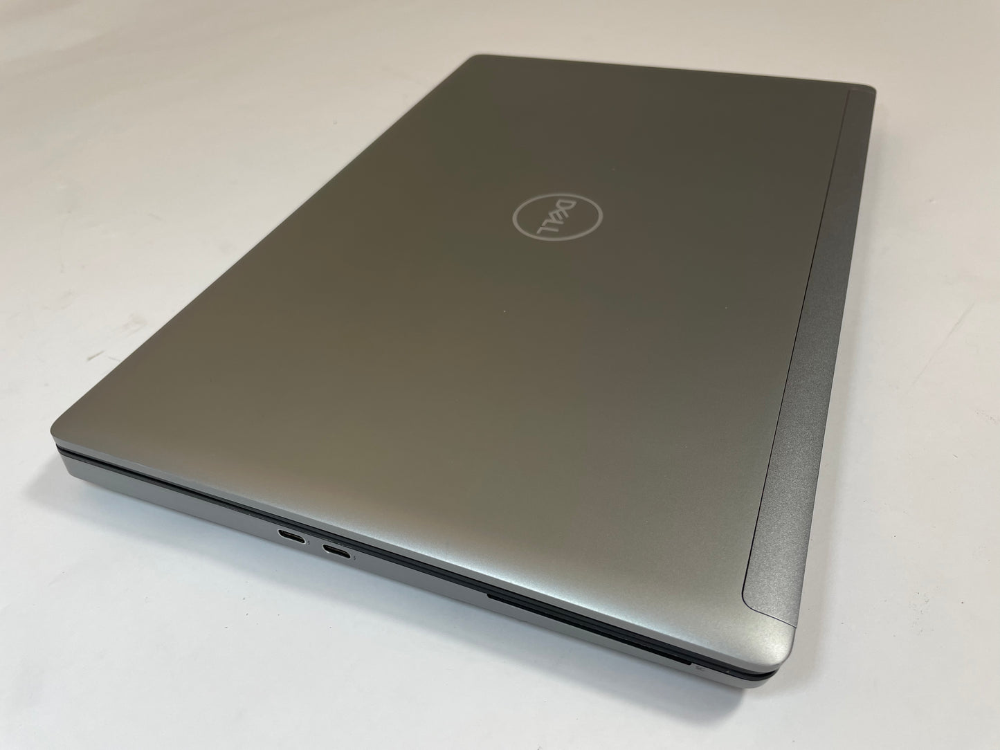DELL PRECISION 7550 15" Laptop Core i7 10875H 1.2TB 32GB NVMe WIN11P -Very Good