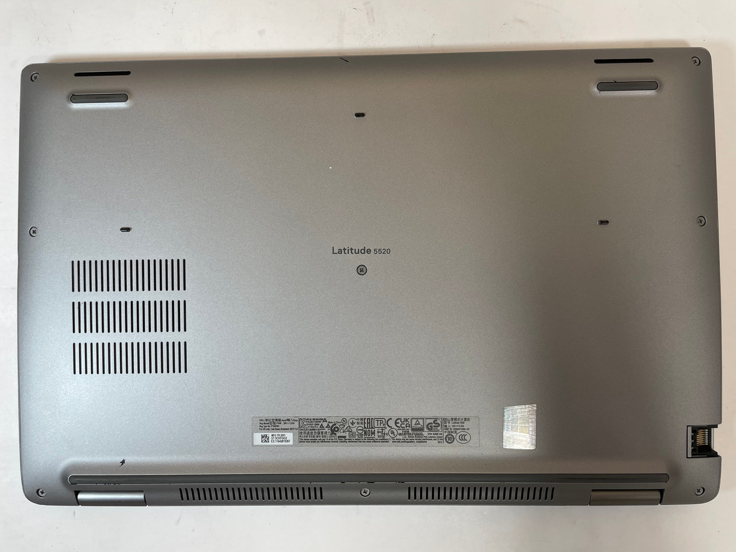 DELL LATITUDE 5520 15" Laptop i5 1145G7 256GB 16GB NVMe -No OS or AC Included