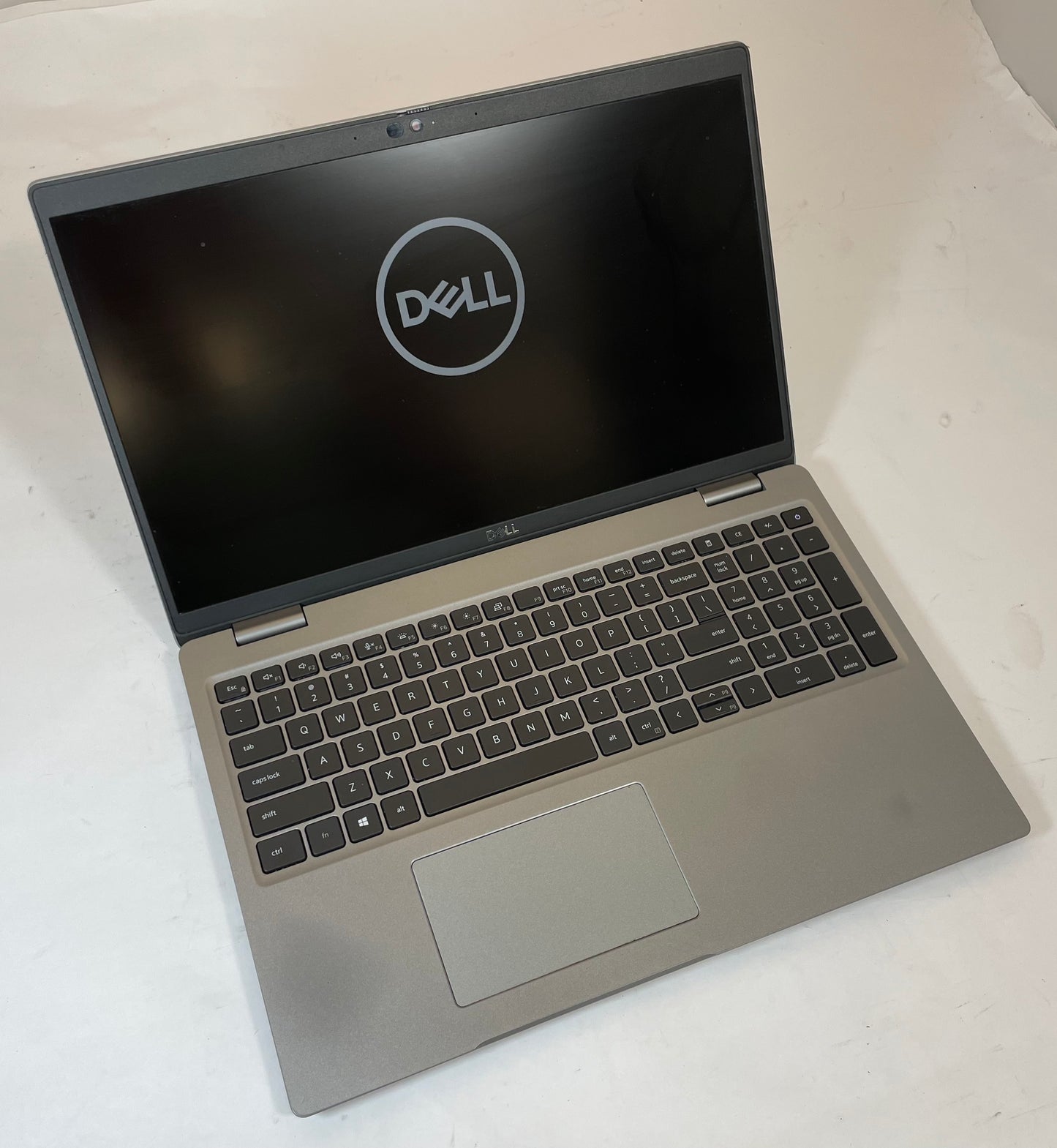 DELL LATITUDE 5520 15" Laptop i5 1145G7 256GB 16GB NVMe -No OS or AC Included
