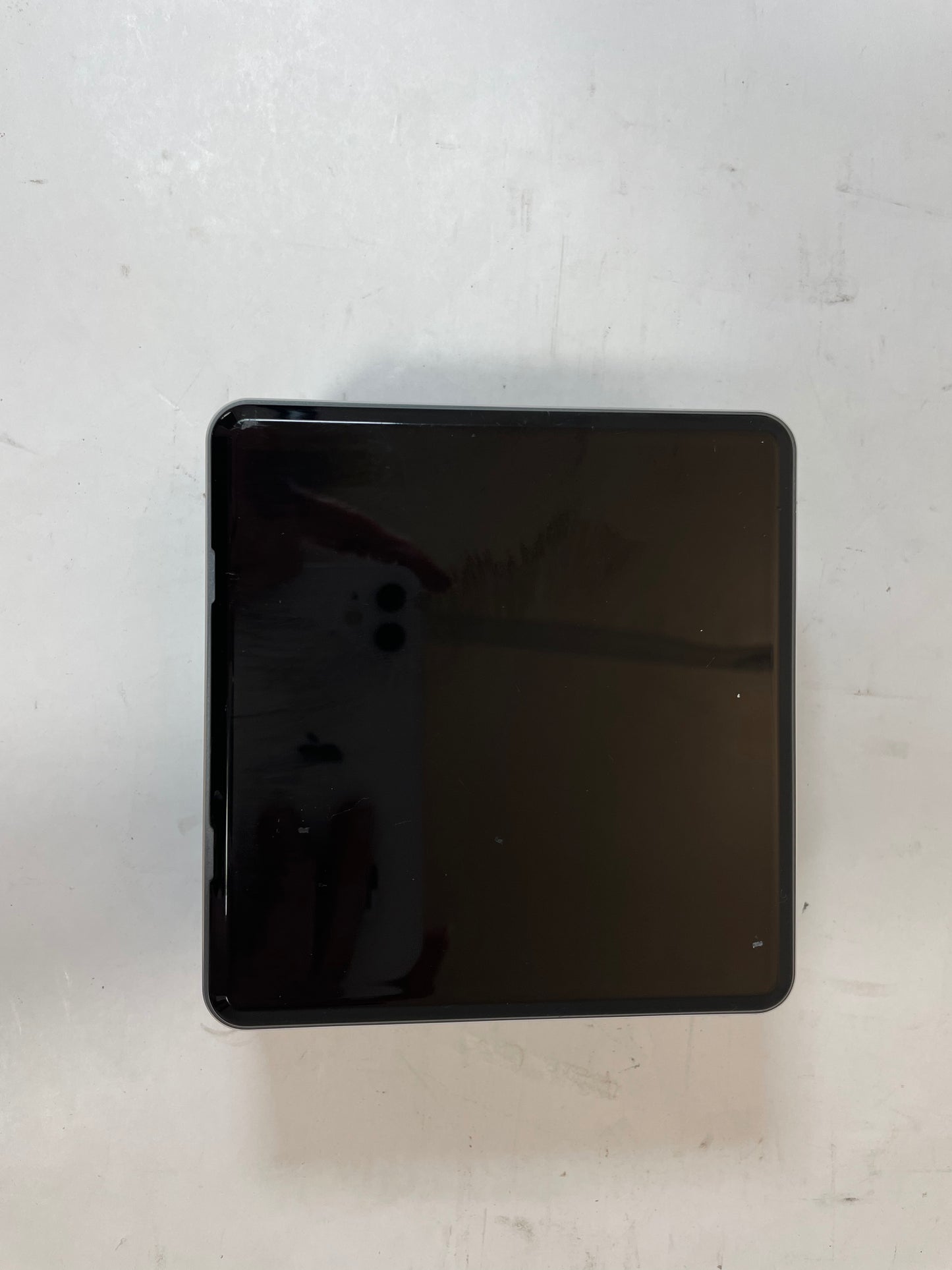 INTEL NUC7I7BNH UCFF Core i7 7567U 250GB 8GB -NO AC or OS Included?