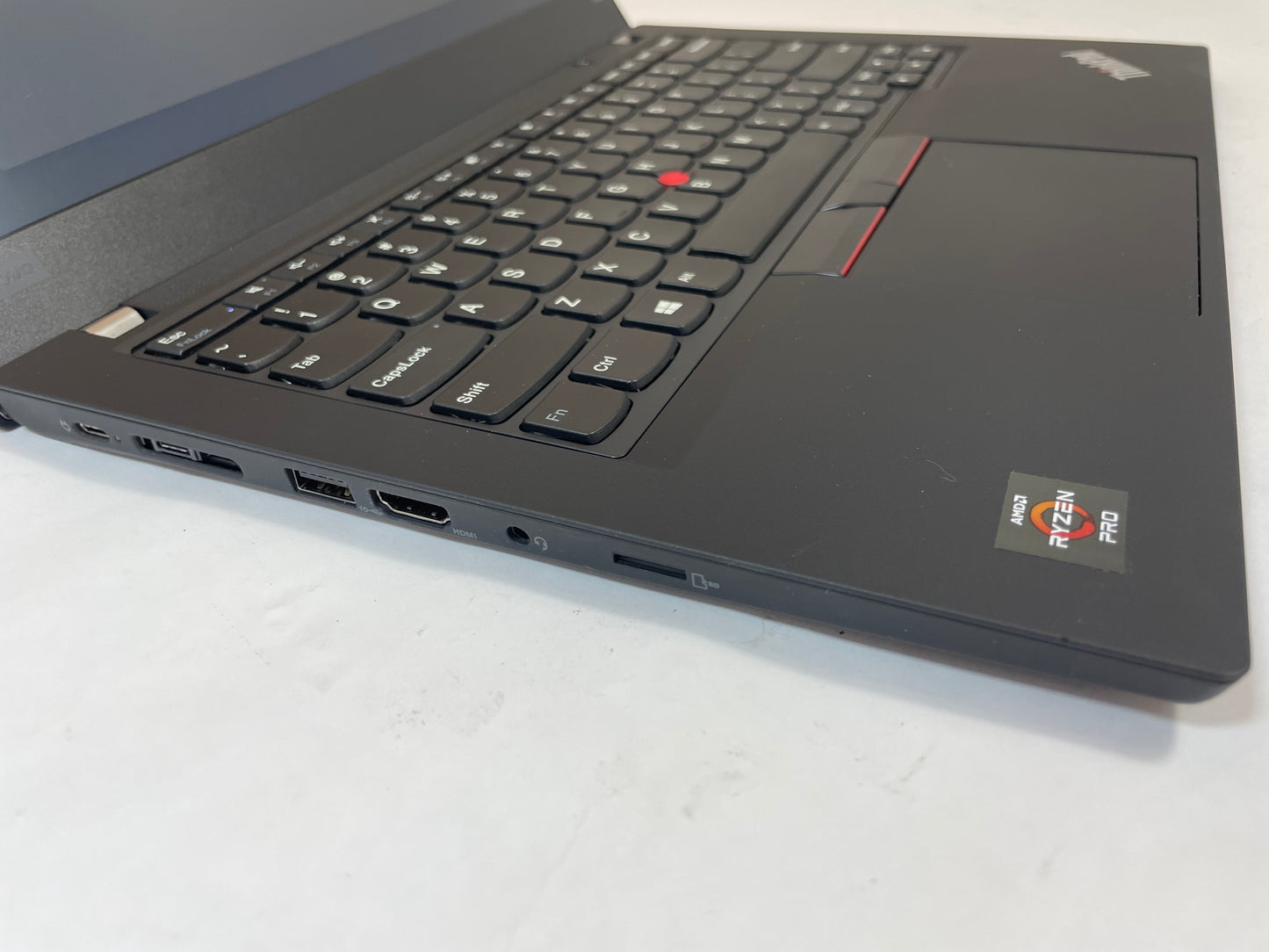 LENOVO THINKPAD T495 14" AMD Ryzen 5 PRO 3500U 256GB 16GB NVMe WIN11P -Very Good