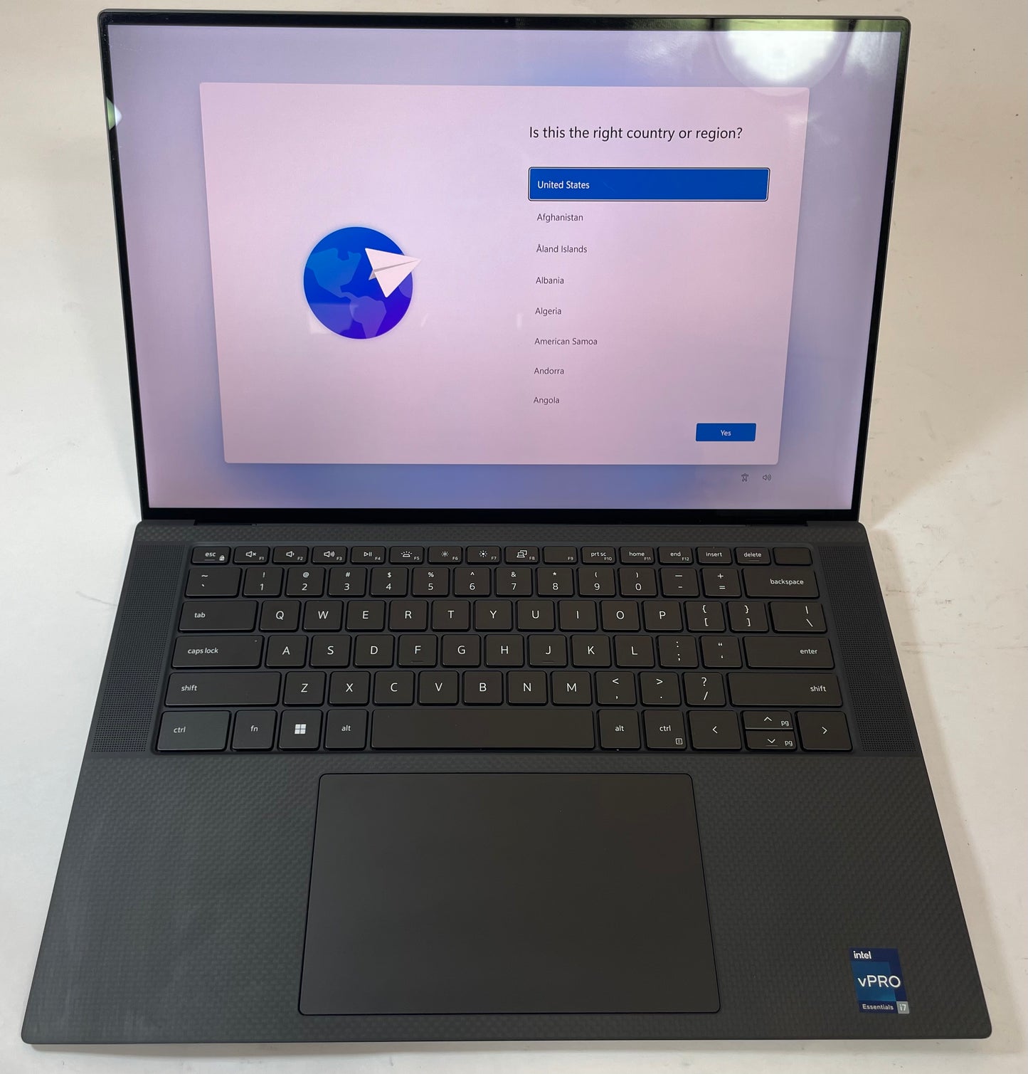 DELL PRECISION 5570 15" Touch Laptop Core i7 12700H 512GB 32GB NVMe WIN11P