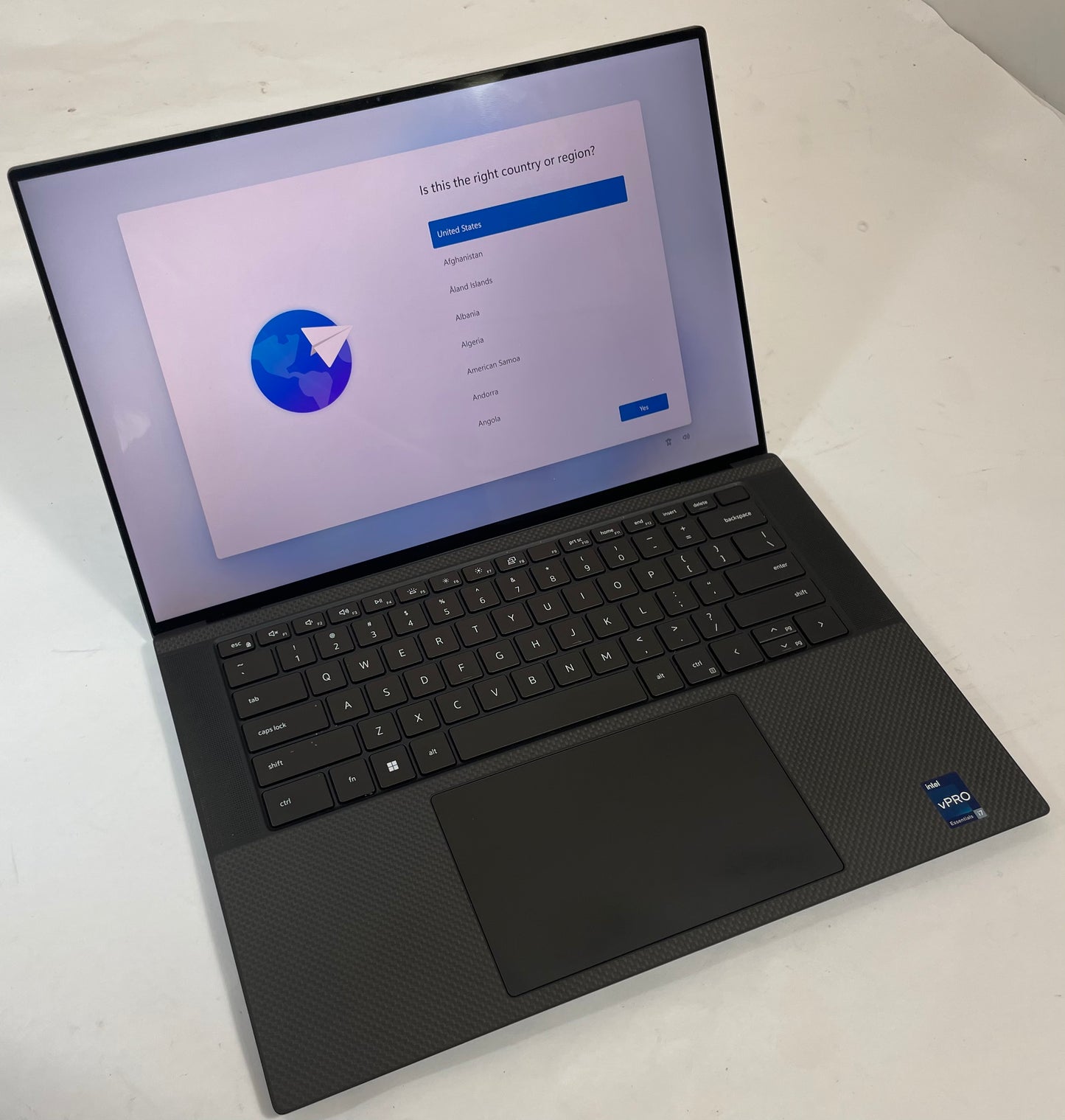 DELL PRECISION 5570 15" Touch Laptop Core i7 12700H 512GB 32GB WIN11P -Very Good