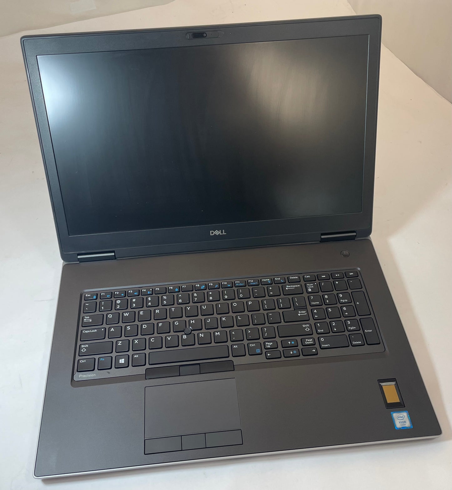 DELL Precision 7740 17" Laptop Xeon E 2276M 32GB 1TB NVMe Windows 11