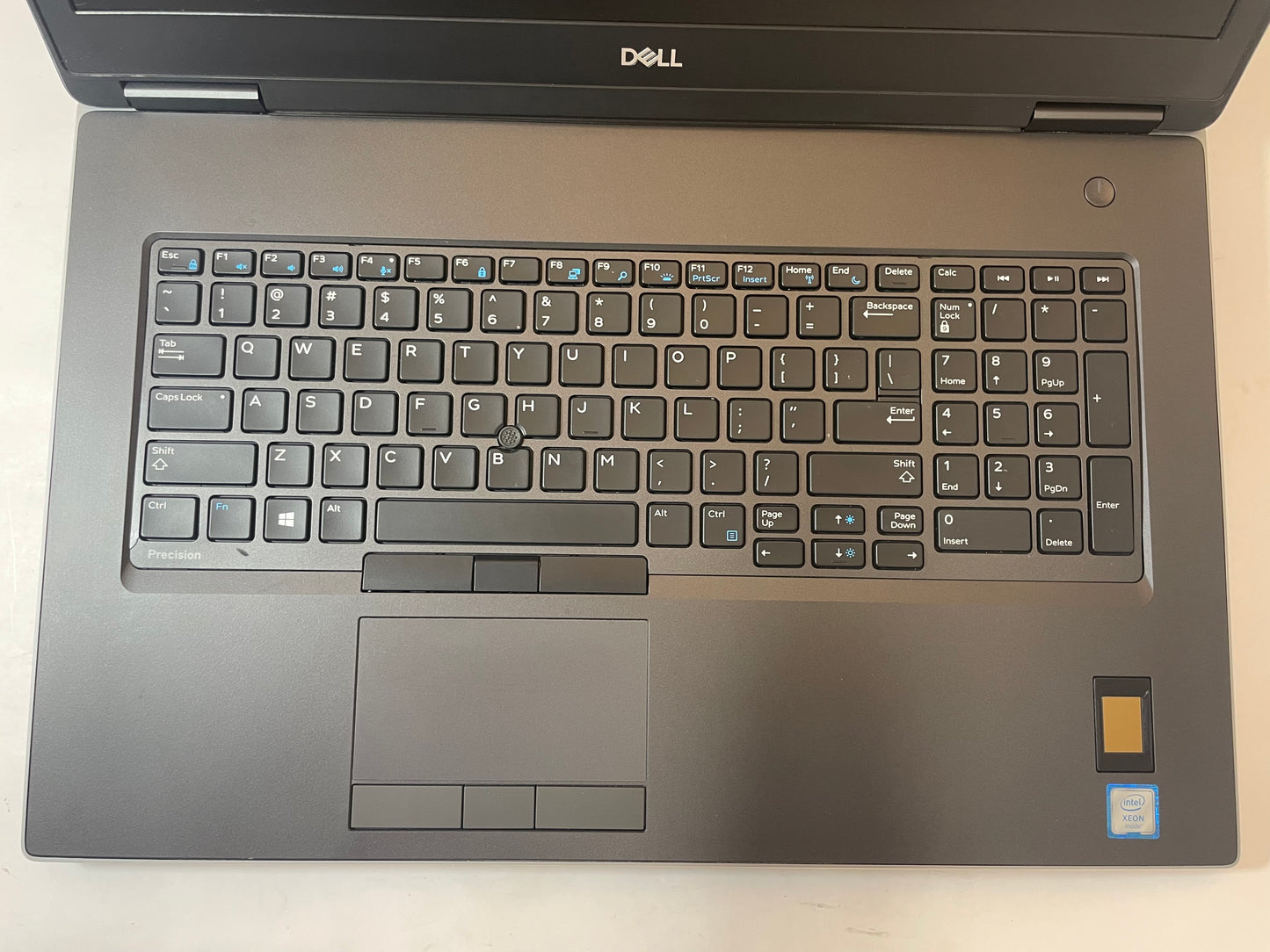 DELL Precision 7740 17" Laptop Xeon E 2276M 32GB 1TB NVMe Windows 11