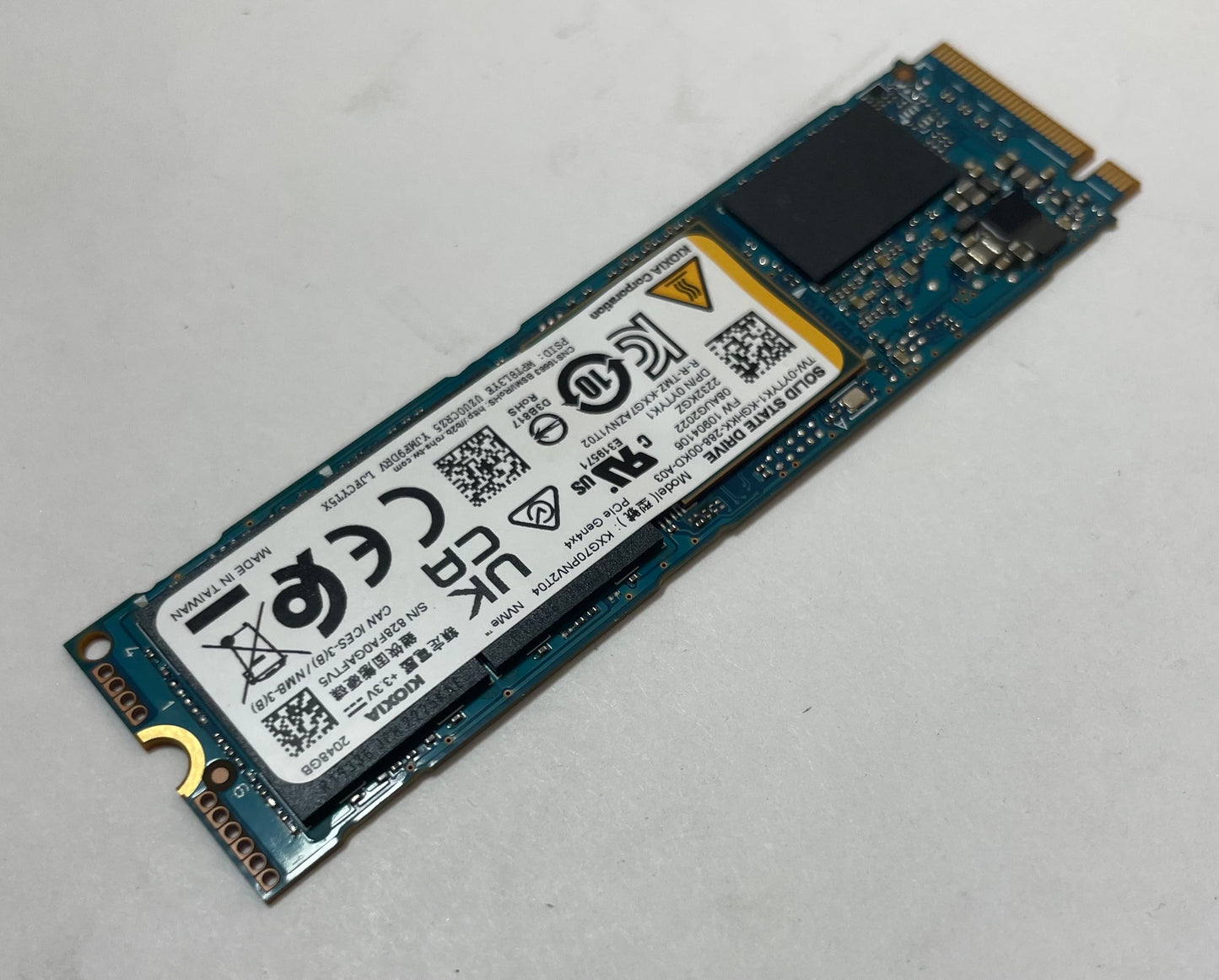 KIOXIA KXG70PNV2T04 2TB NVMe Internal SSD -Excellent