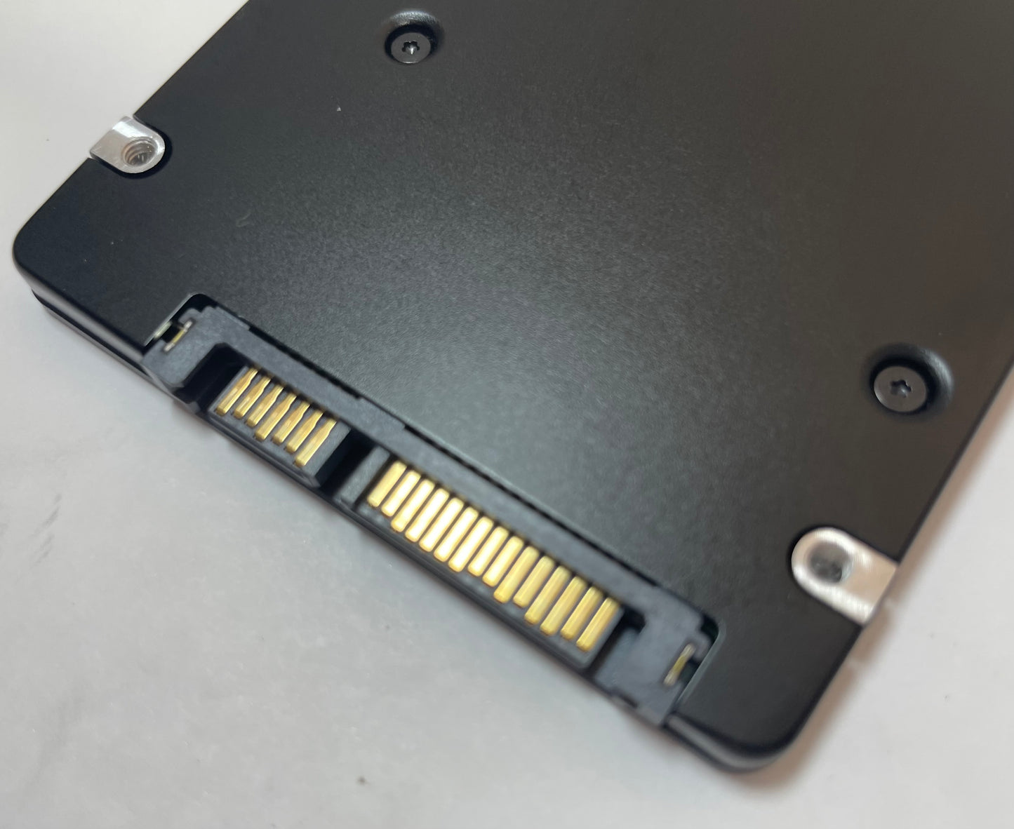 SAMSUNG MZ-7LH1T90 PM883 2.5" 1.92TB SSD -Excellent