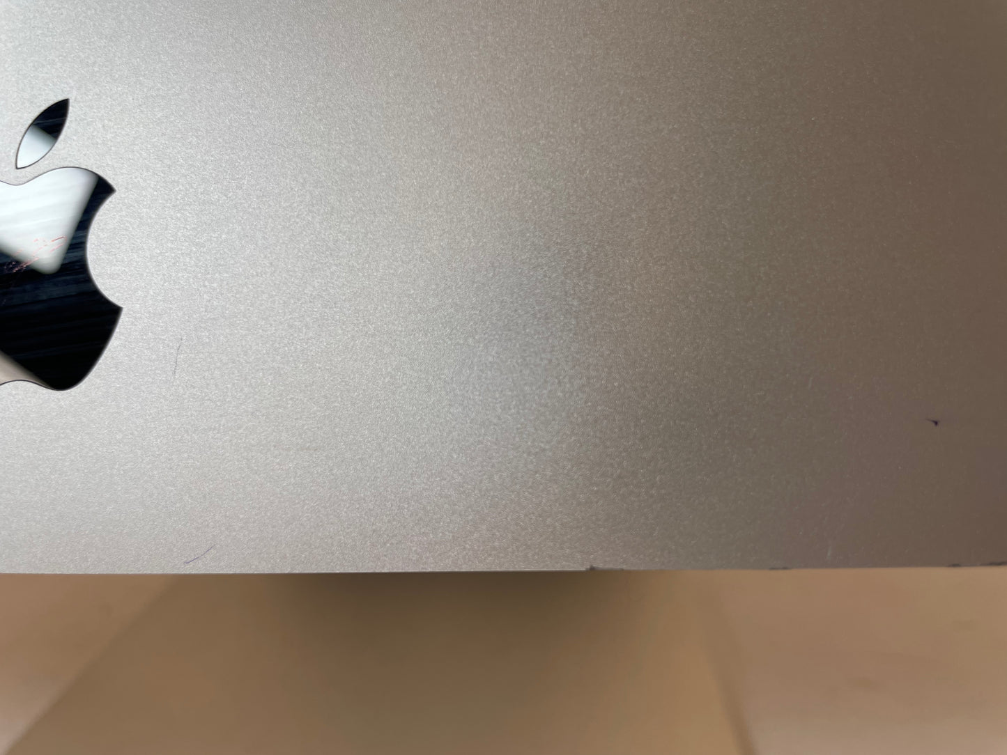 APPLE iMac A2116 2019 21.5" Core i5 8500 16GB 1TB HDD Silver Sequoia -Good
