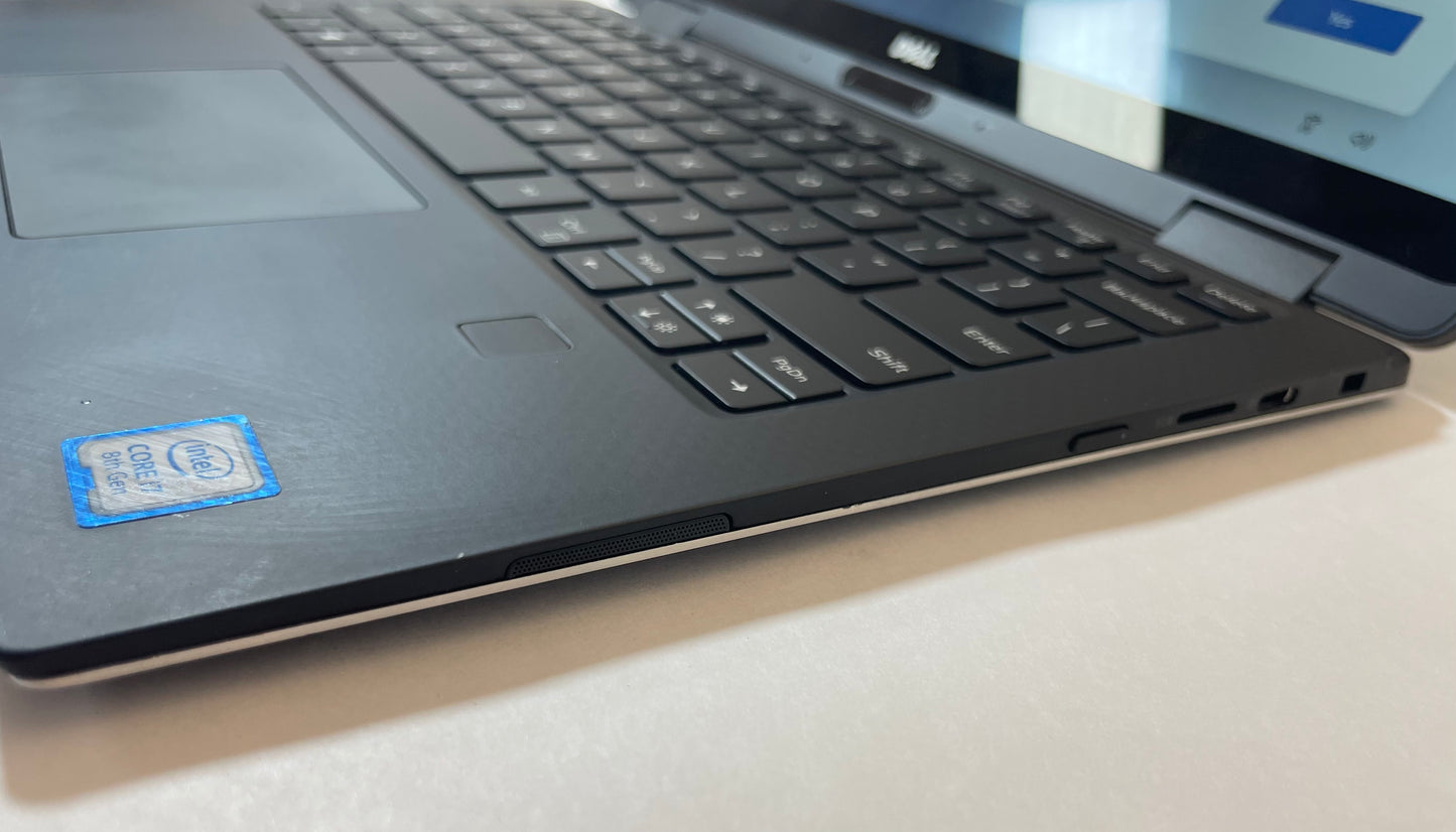 DELL XPS 13 9365 13" 2n1 Laptop Core i7 8500Y 8GB 256GB SSD Black Windows 11