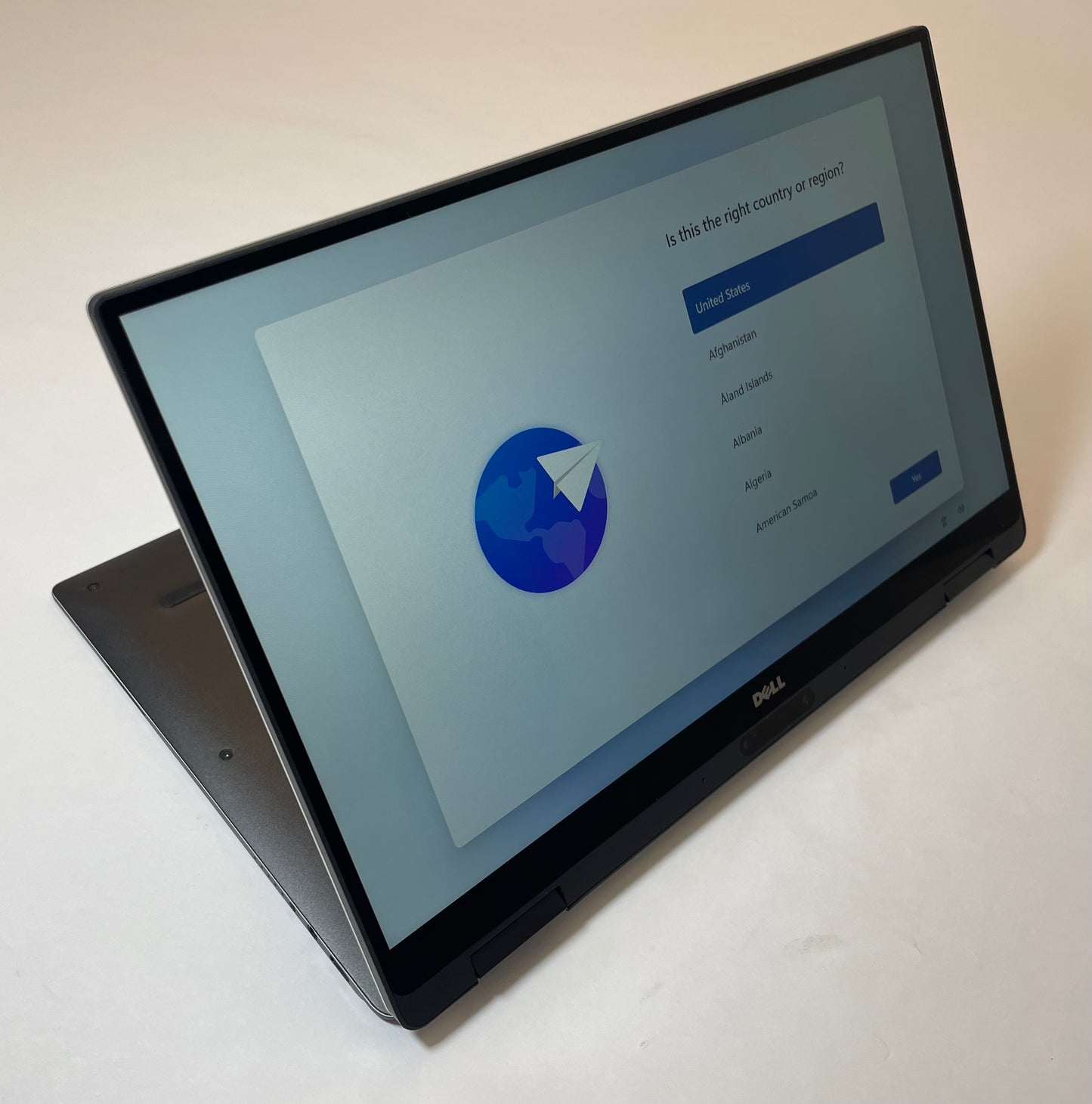 DELL XPS 13 9365 13" 2n1 Laptop Core i7 8500Y 8GB 256GB SSD Black Windows 11