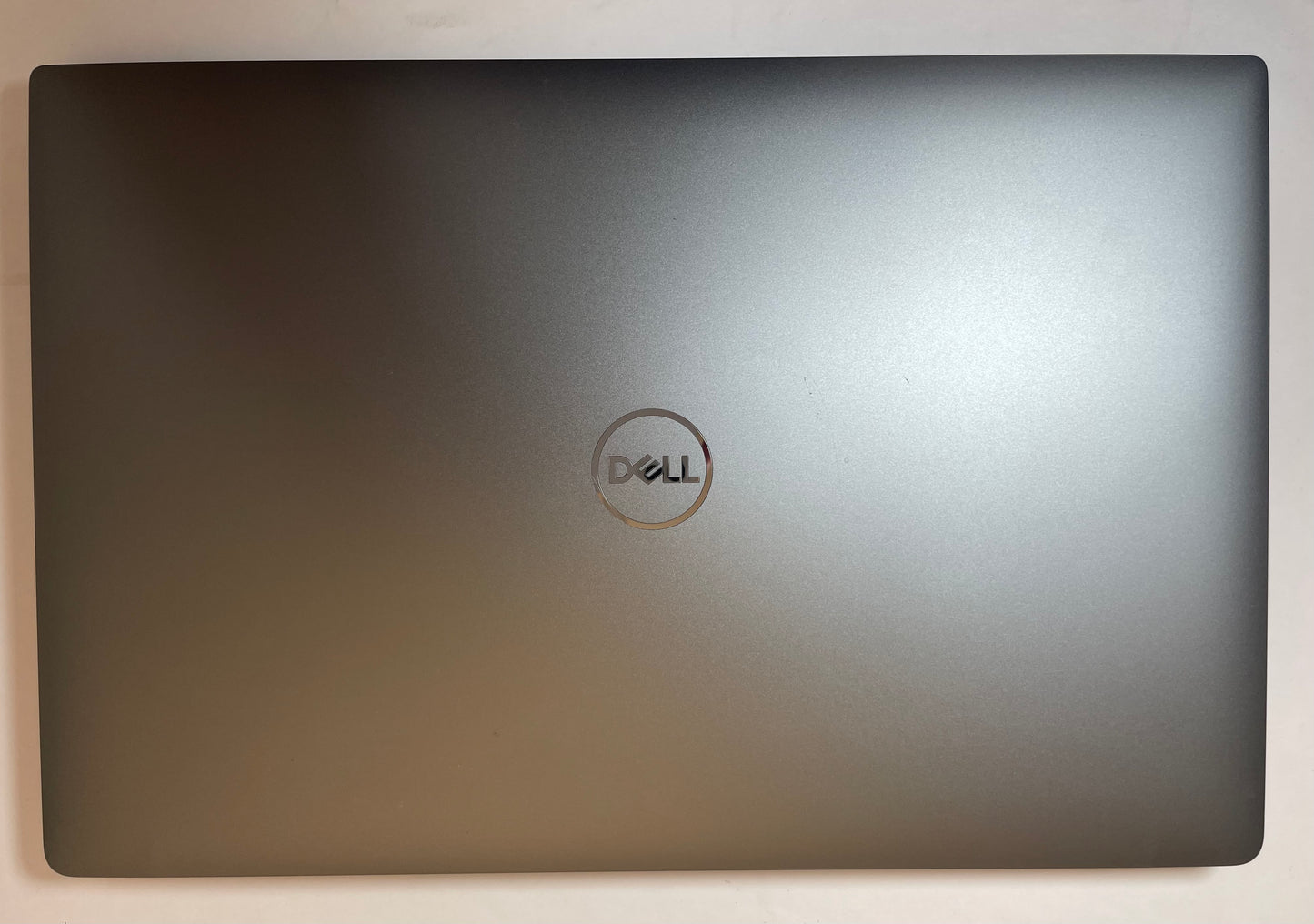 DELL PRECISION 5540 15" Laptop Core i7 9850H 32GB 256GB NVMe Gray Windows 11