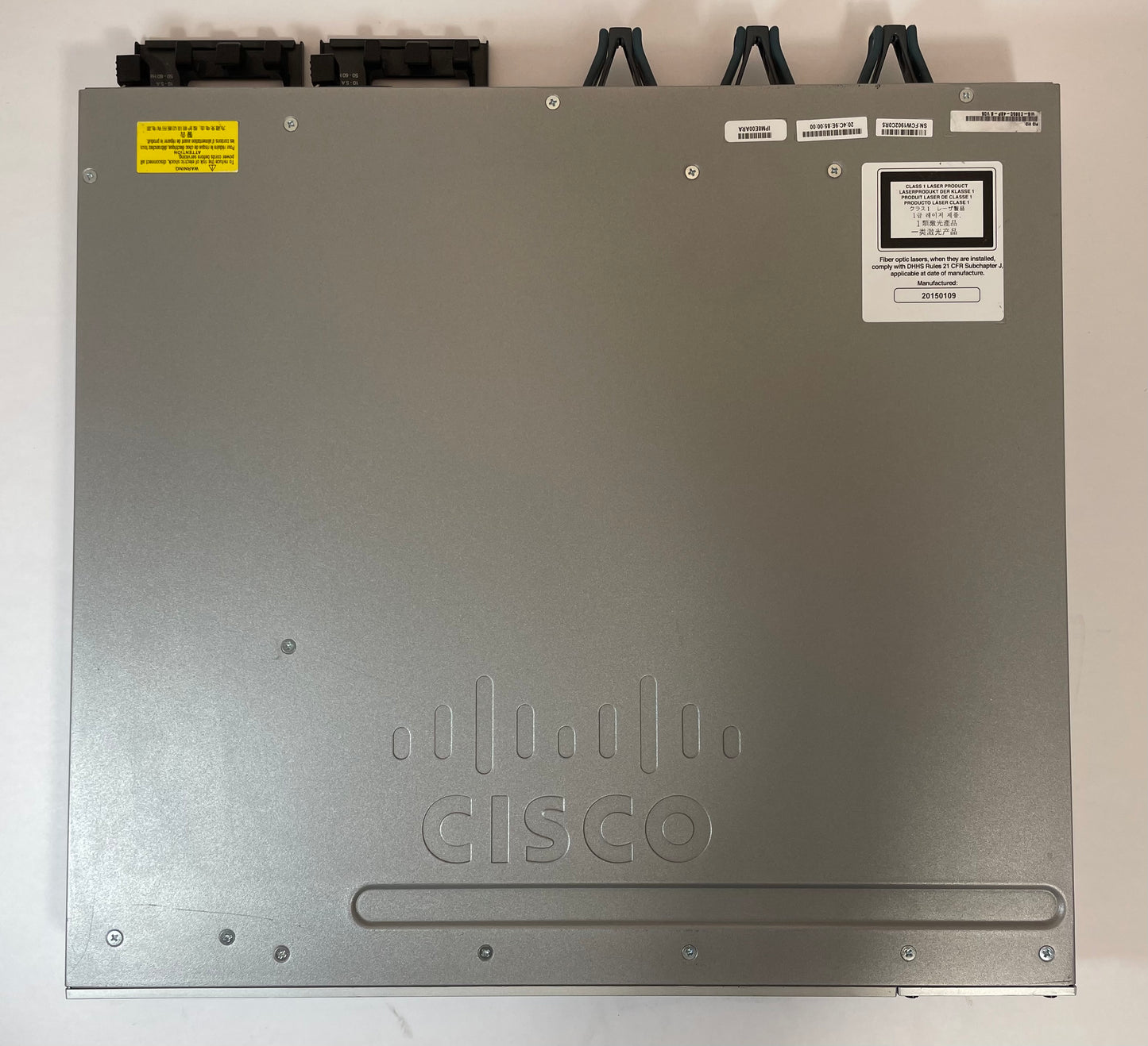 CISCO Catalyst 3850 Series 48-Port Ethernet Switch WS-C3850-48P-S V05 -Very Good