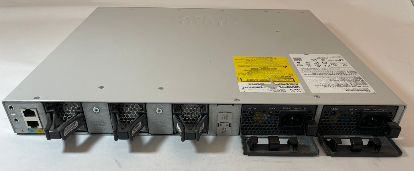 CISCO Catalyst 9300L Series 48-Port Ethernet Switch C9300L-48P-4G-E V01 -Good