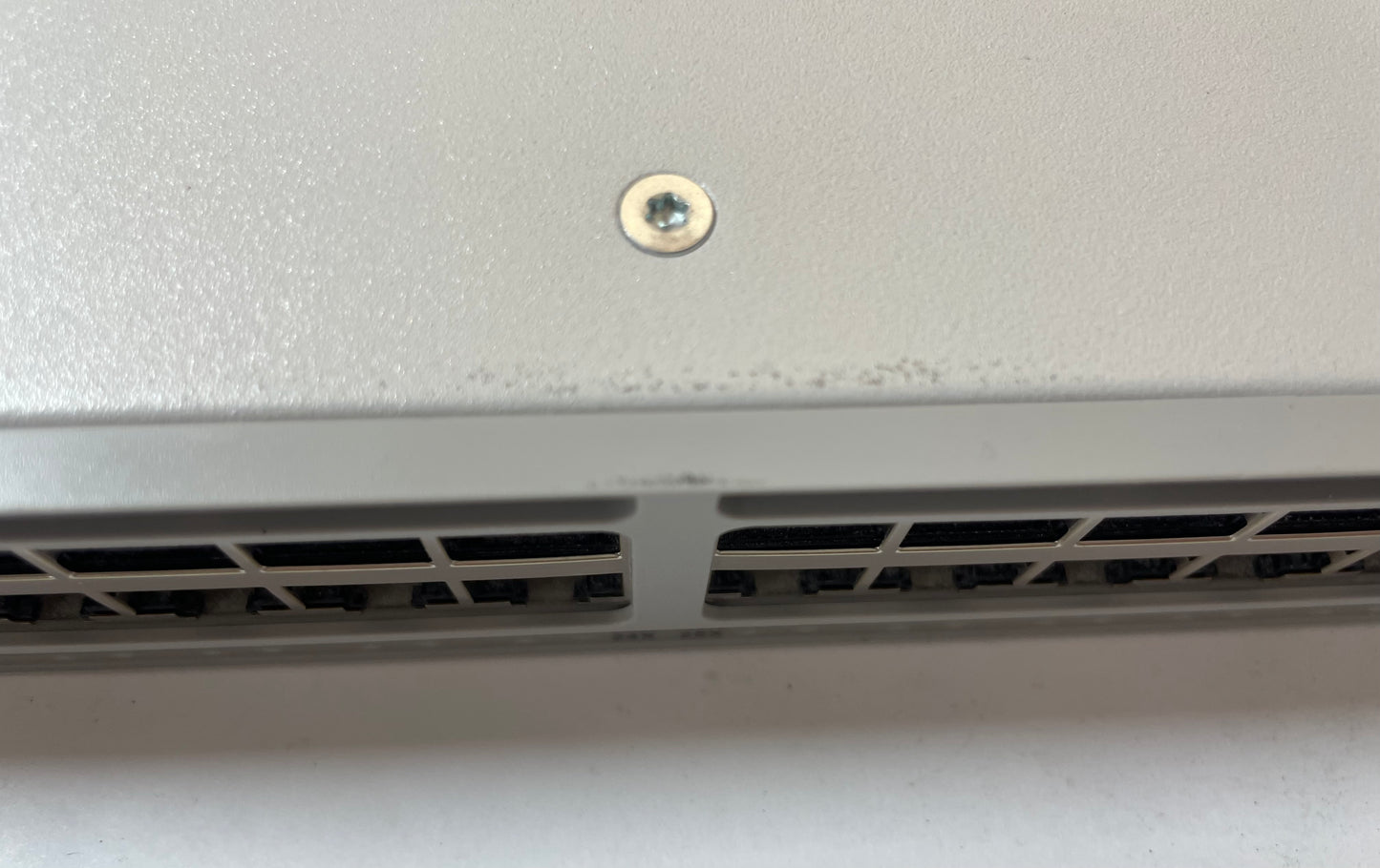 CISCO Catalyst 9300L Series 48-Port Ethernet Switch C9300L-48P-4G-E V01 -Good