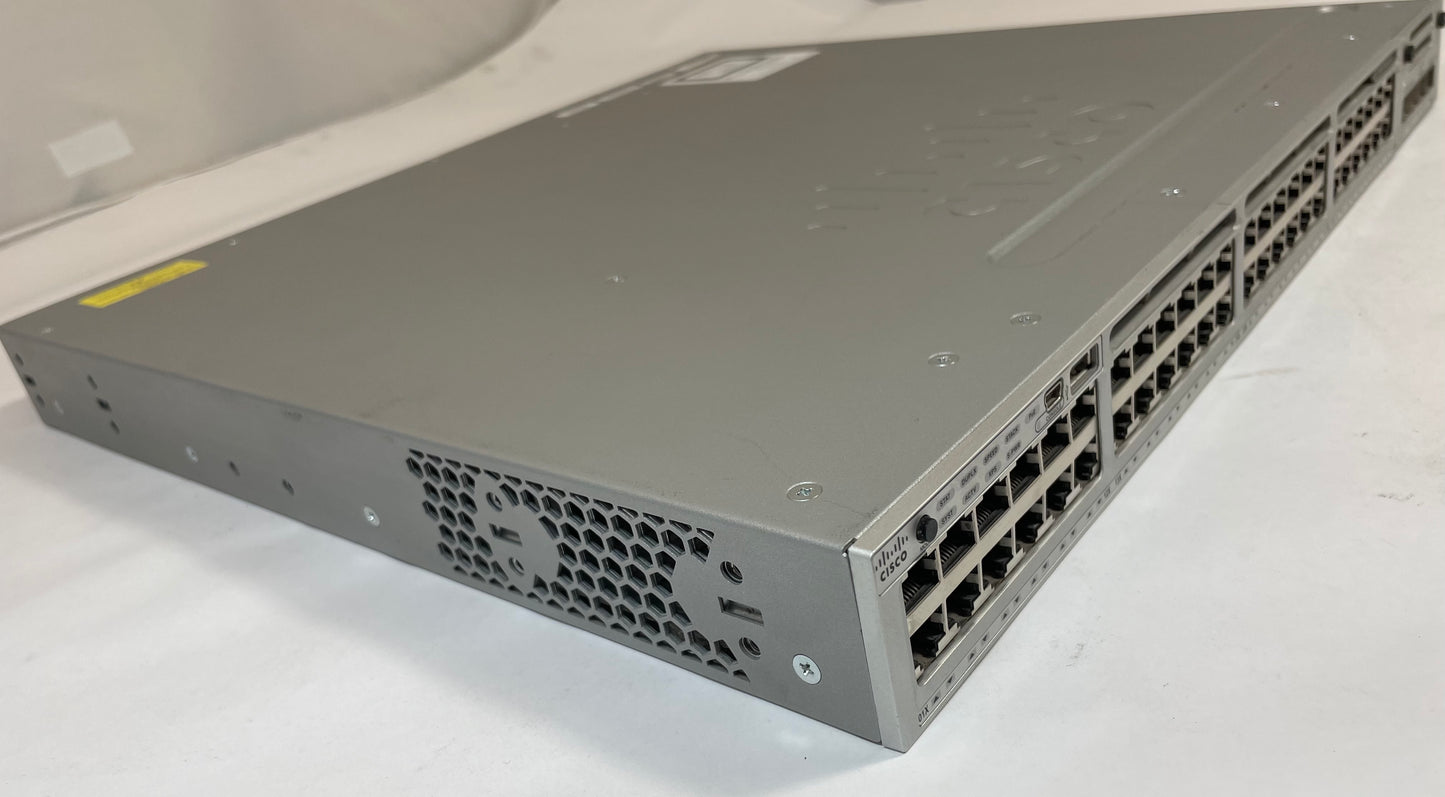 CISCO Catalyst 3850 Series 48-Port Ethernet Switch WS-C3850-48P-S V02 -Very Good