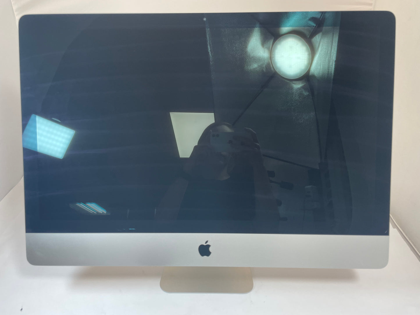 APPLE iMac A2115 2019 27" Intel Core i9 9900K 32GB 512GB SSD Silver Sequoia