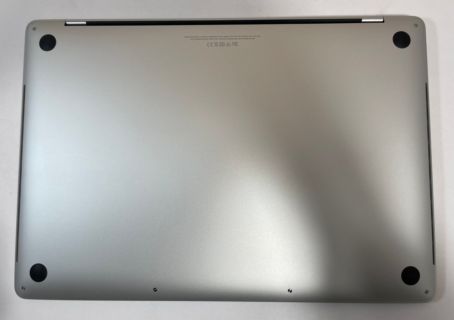 APPLE MacBook Pro A1707 2017 15" i7 7920HQ 16GB 512GB SSD Silver Ventura -Very Good