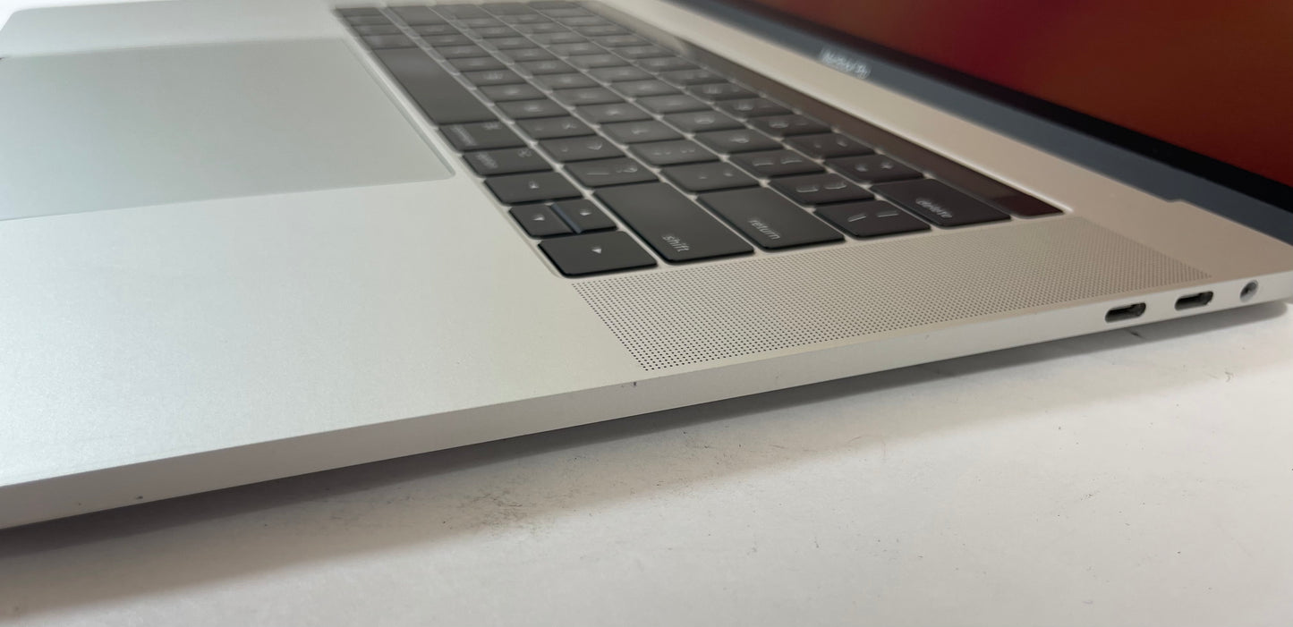 APPLE MacBook Pro A1707 2017 15" i7 7920HQ 16GB 512GB SSD Silver Ventura -Good