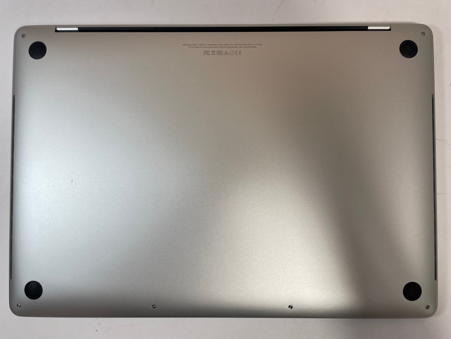 APPLE MacBook Pro A1707 2017 15" i7 7920HQ 16GB 512GB SSD Silver Ventura -Good