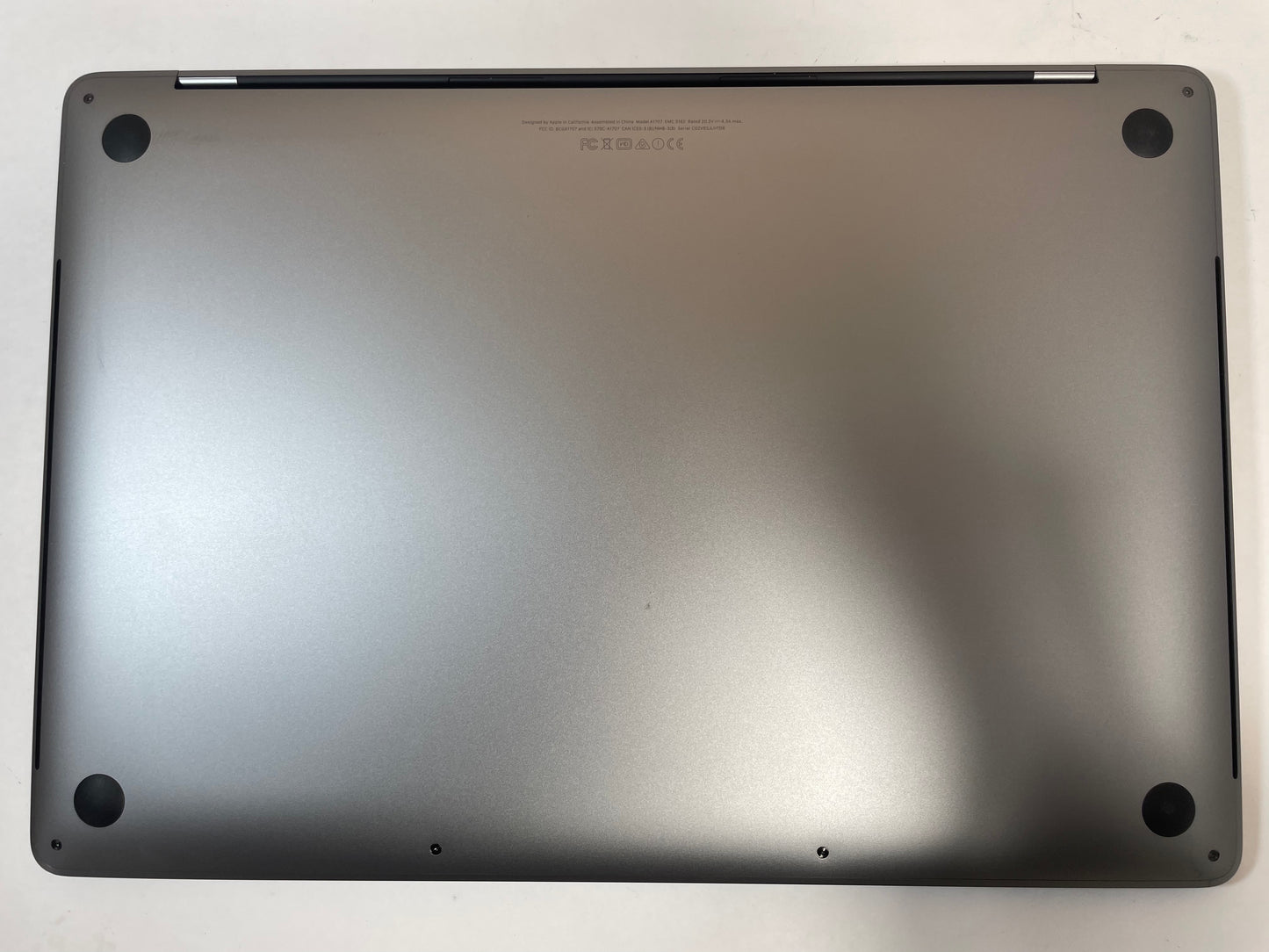 APPLE MacBook Pro A1707 2017 15" i7 7820HQ 16GB 512GB SSD Gray Ventura-Very Good