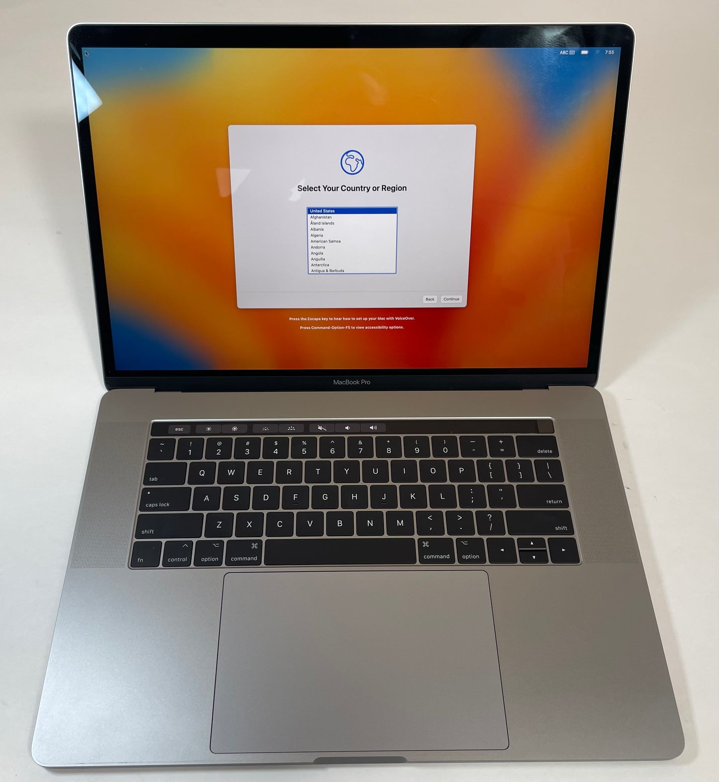 APPLE MacBook Pro A1707 2017 15" i7 7820HQ 16GB 512GB SSD Gray Ventura-Very Good